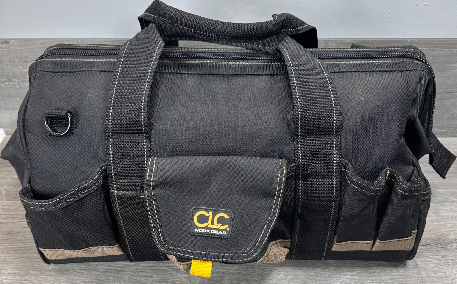 CLC Work Heavy Duty Tool Bag Black Polyester 23 Pockets No Strap 18″ x 11″ Zip