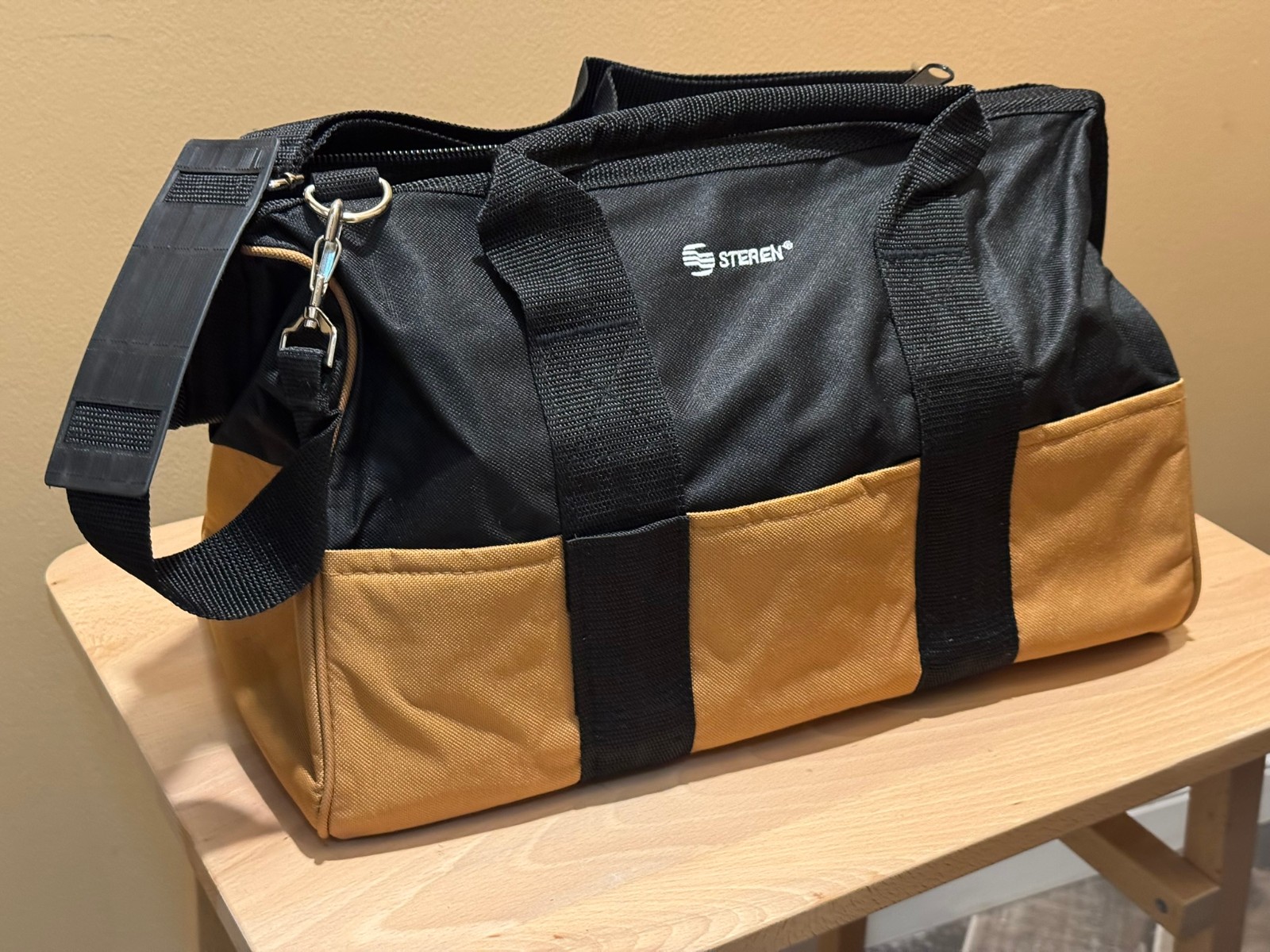 16-Inch Steren Wide Mouth Heavy Duty Tool Bag – 16 x 10 x 9