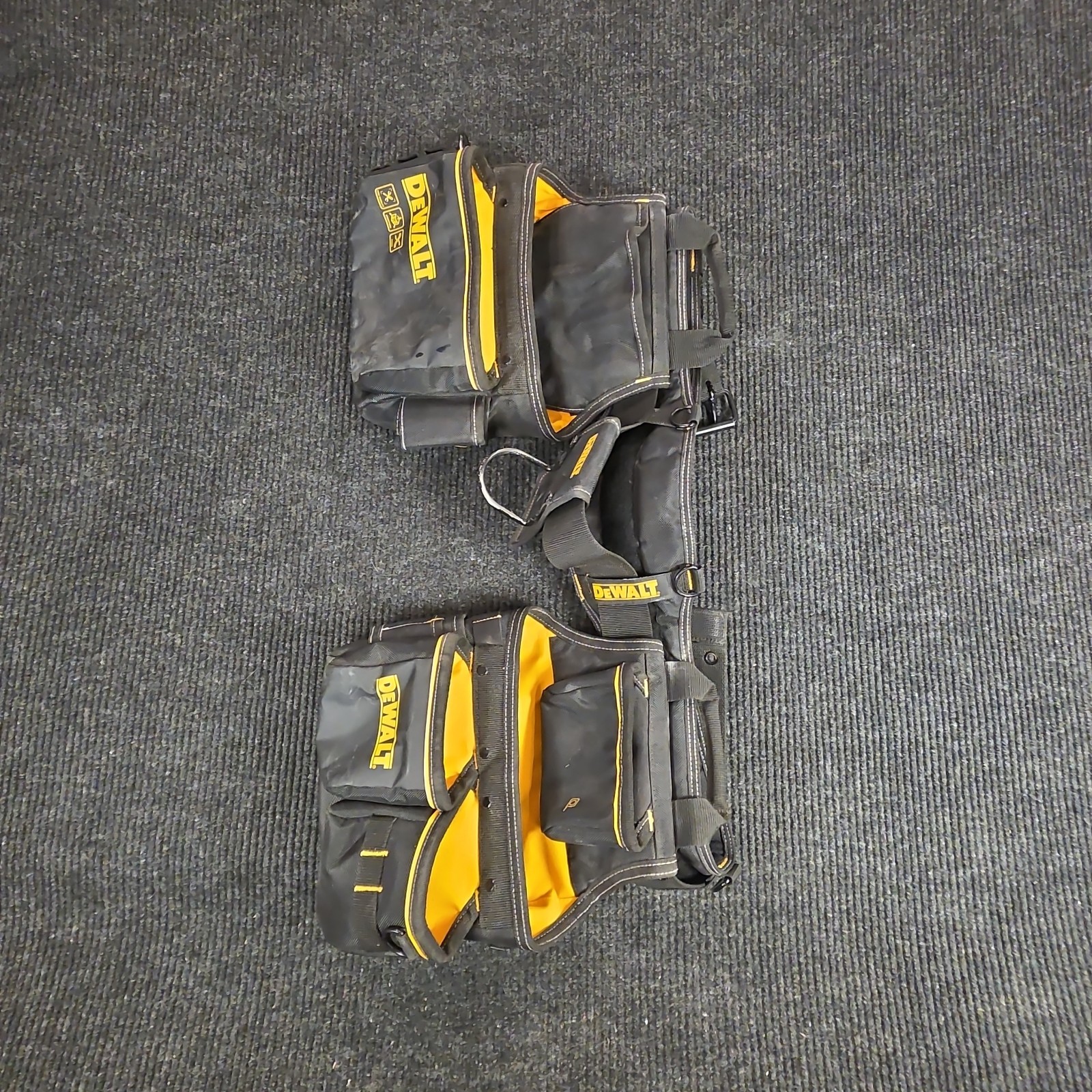 DEWALT Carpenter Polyester Suspension Tool Belt DWST540602