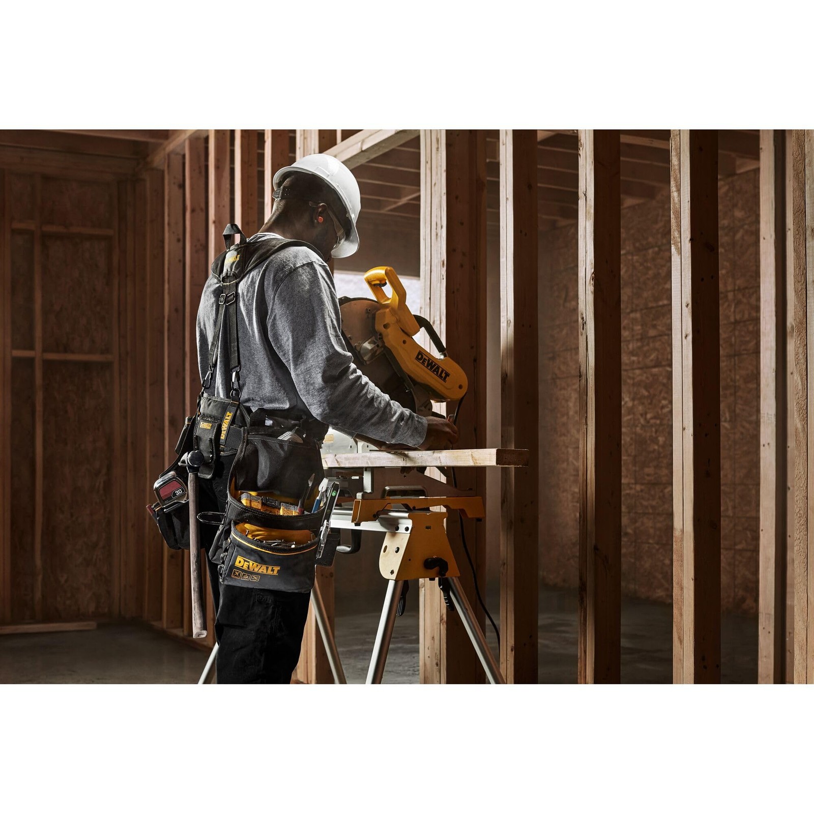 DEWALT Professional Tool Belt Organizer With Suspenders and 25 Pockets, Heavy…