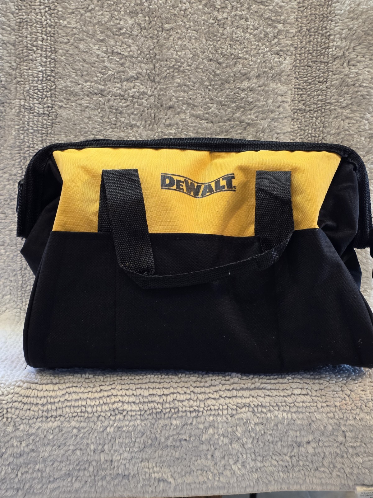 DeWalt Heavy Duty Contractors Tool Tote HoldAll Bag NEW 14 L X 10″Tall X 9″ Deep
