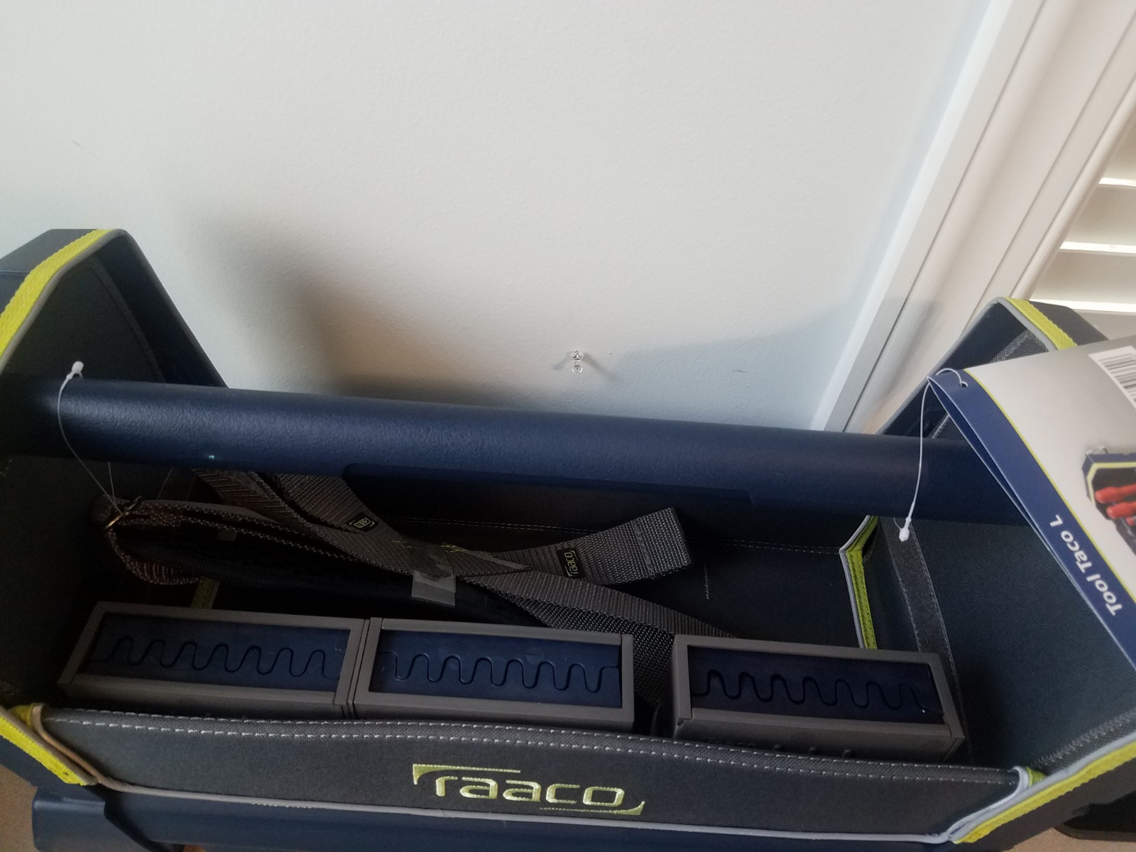 RAACO TOOLTACO 20″ OPEN TOP TOOLBOX WITH LOTS OF EXTRAS- NEW! RETAIL $159
