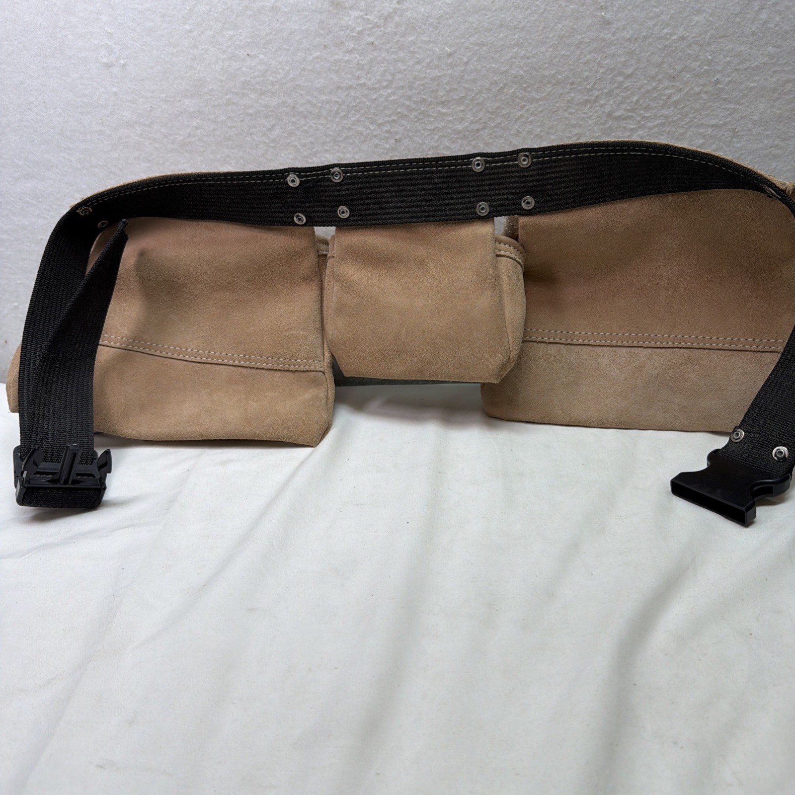 Masterforce Tool Belt Heavy Suede Leather Clip Belt 5 Pocket Apron W/ 2 Hammer