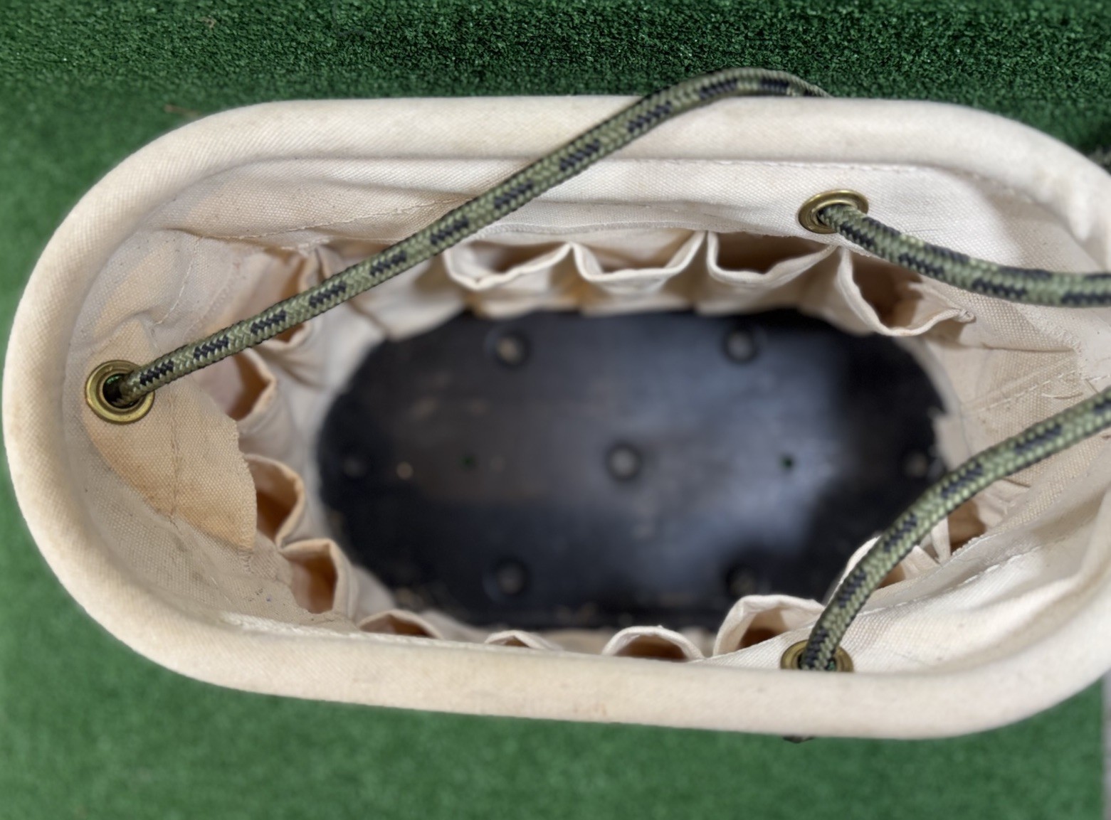 Klein Tools 5144S Oval Bucket with 15 Interior Pockets