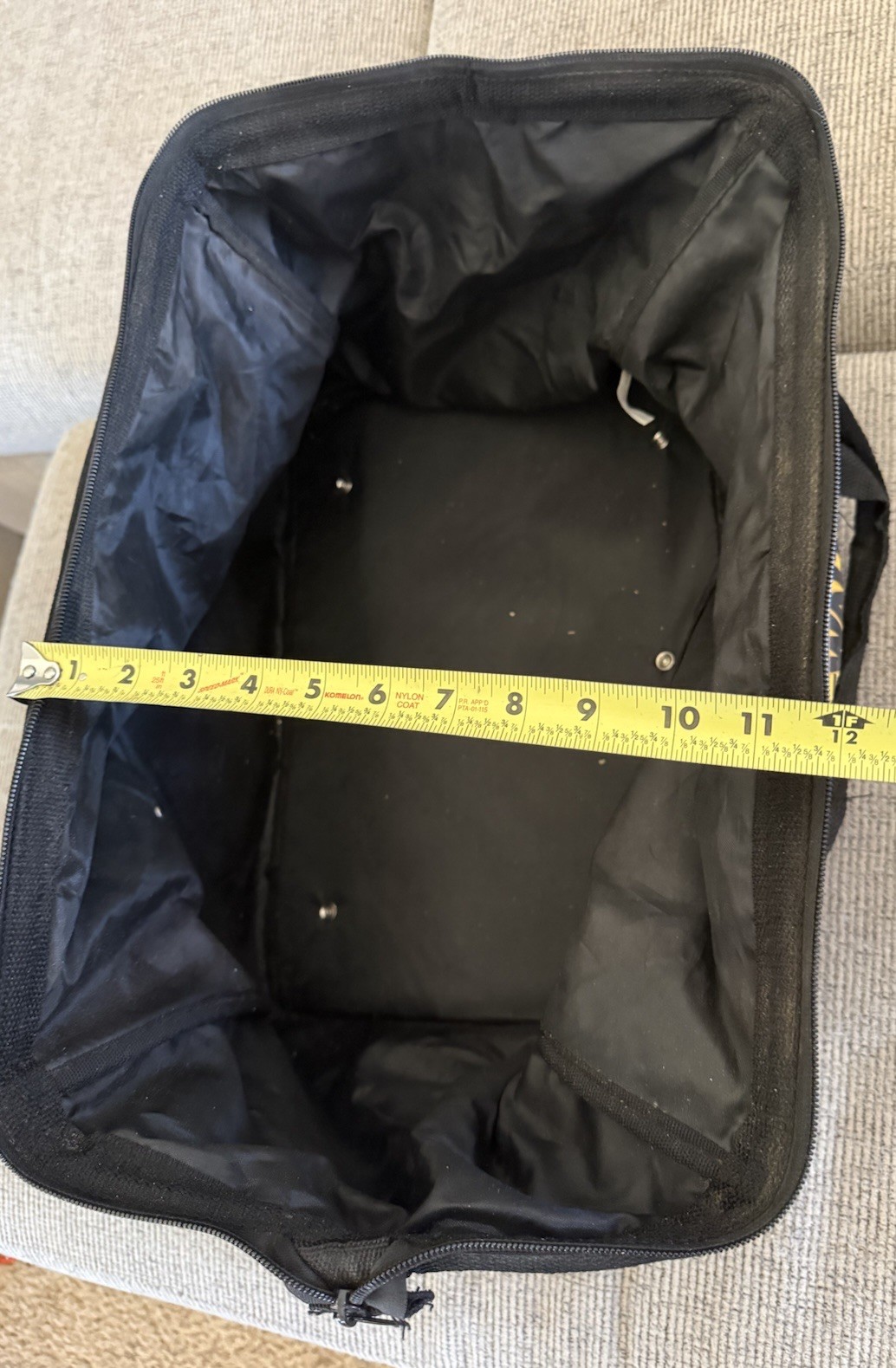 New Dewalt DCK019 Tool Bag Heavy Duty Ballistic Nylon 19” x 12″ x11″ w 6 pockets