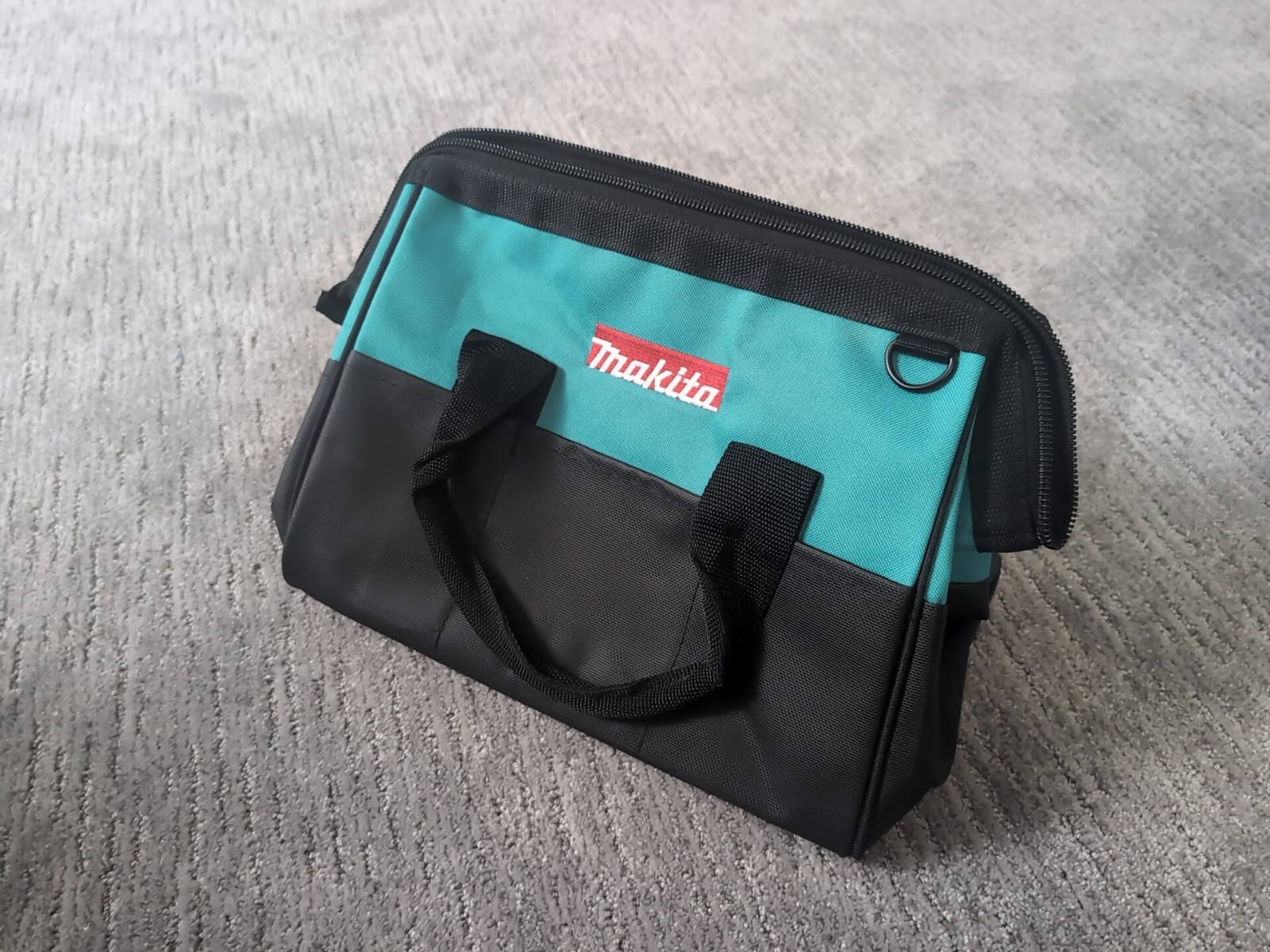 MAKITA 831253-8, 14 INCH CONTRACTOR TOOL BAG