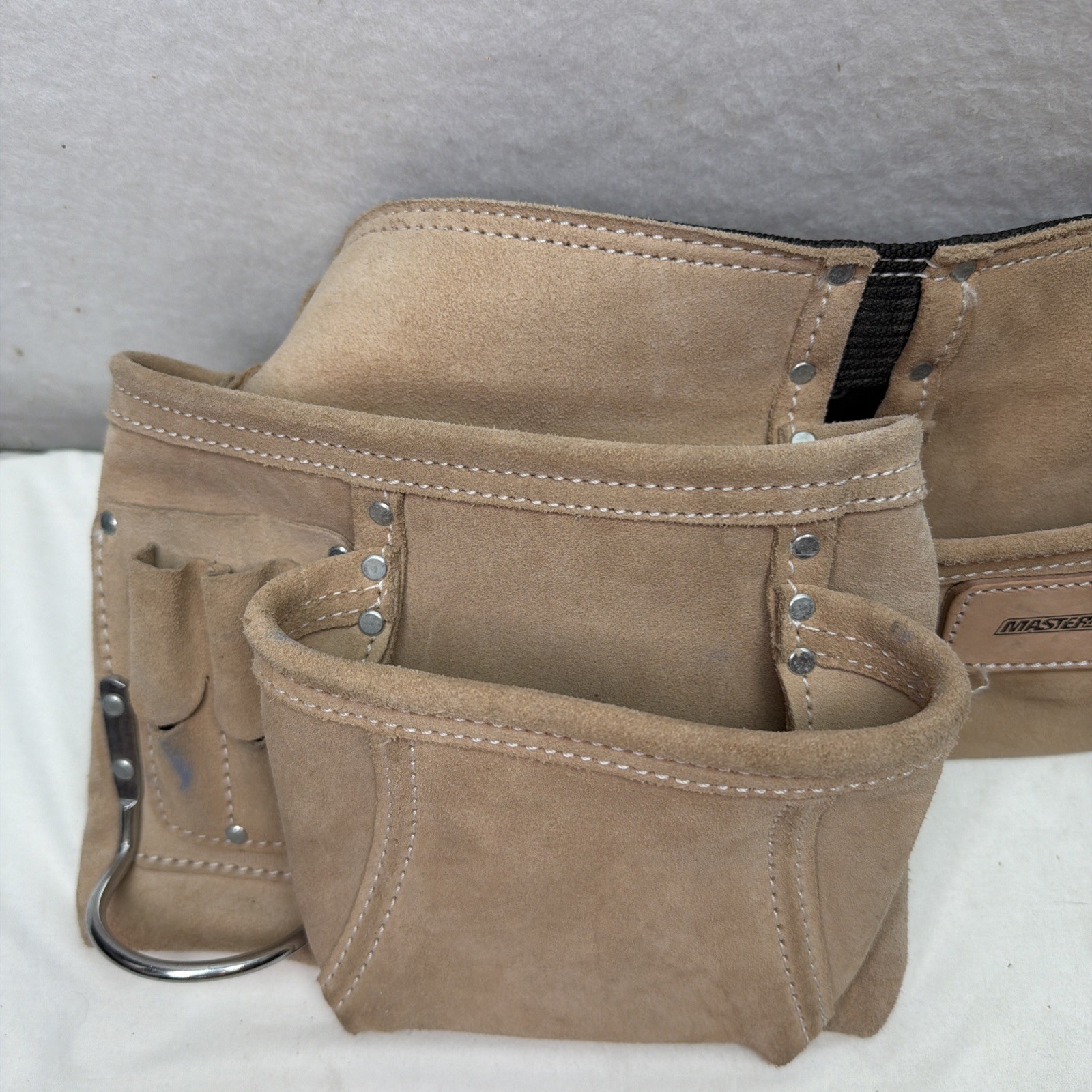 Masterforce Tool Belt Heavy Suede Leather Clip Belt 5 Pocket Apron W/ 2 Hammer