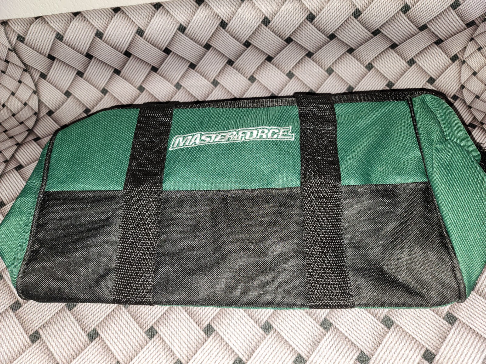 14″ Tool Bag Large Zippered Main Compartment 3 Pocket Exterior Heavy Duty Fabric