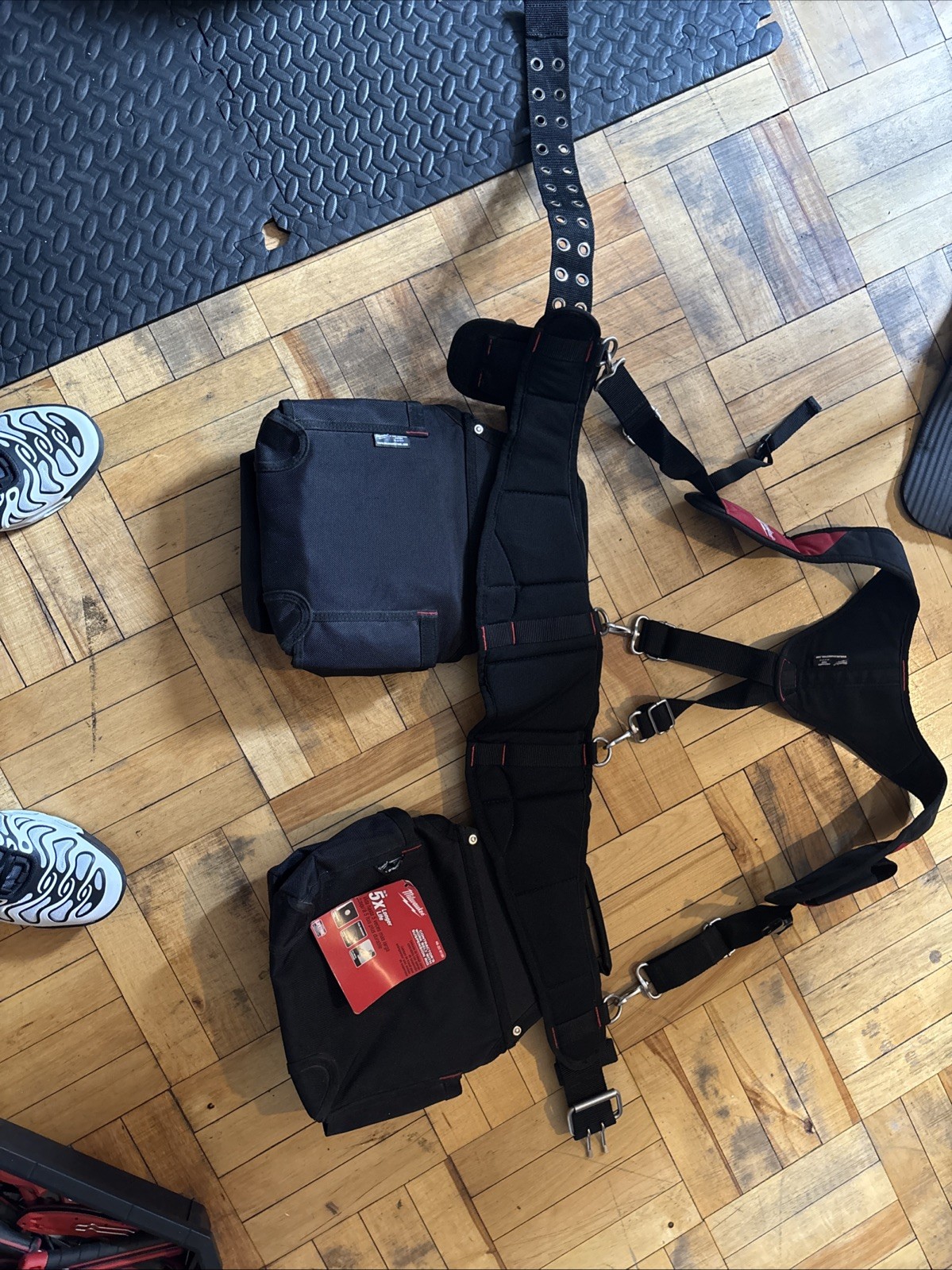 Milwaukee CANADA Contractor Work Belt with Suspension Rig Like New