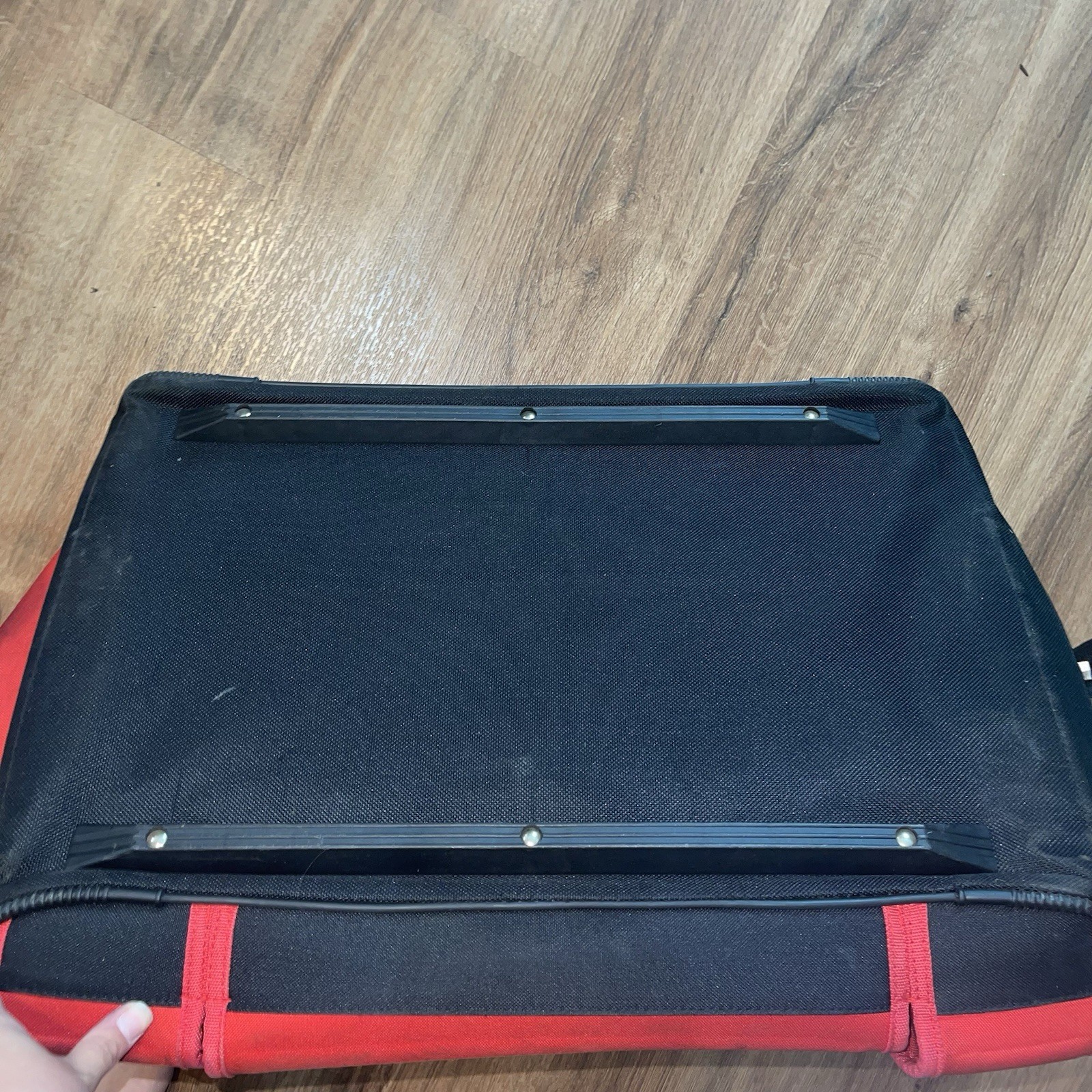 HILTI Large HD Tool Bag Red Zip Close Used Good Condition