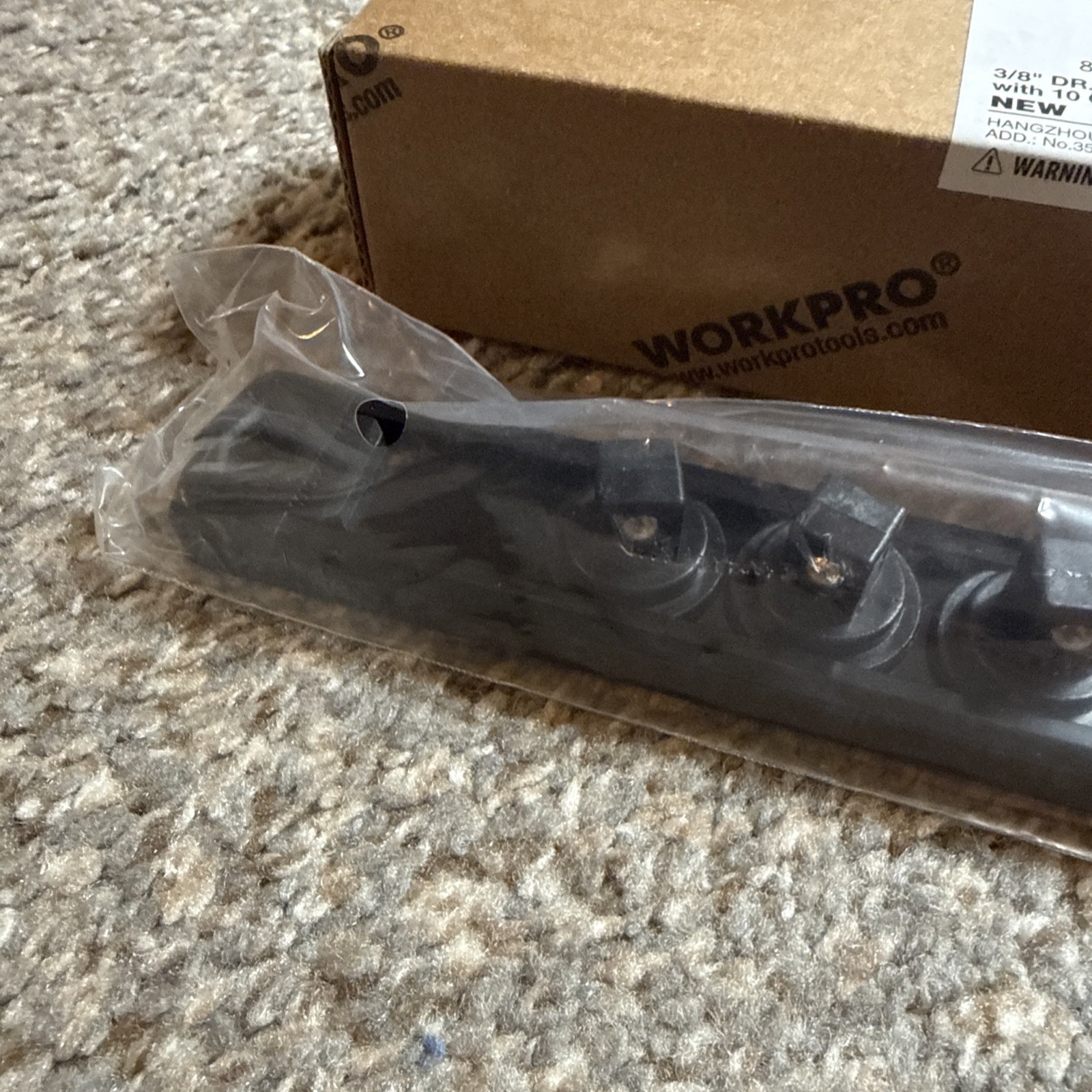 WORKPRO Magnetic Socket Organizer, 3/8-Inch Drive Aluminum 3/8″ DR, Black – NEW!