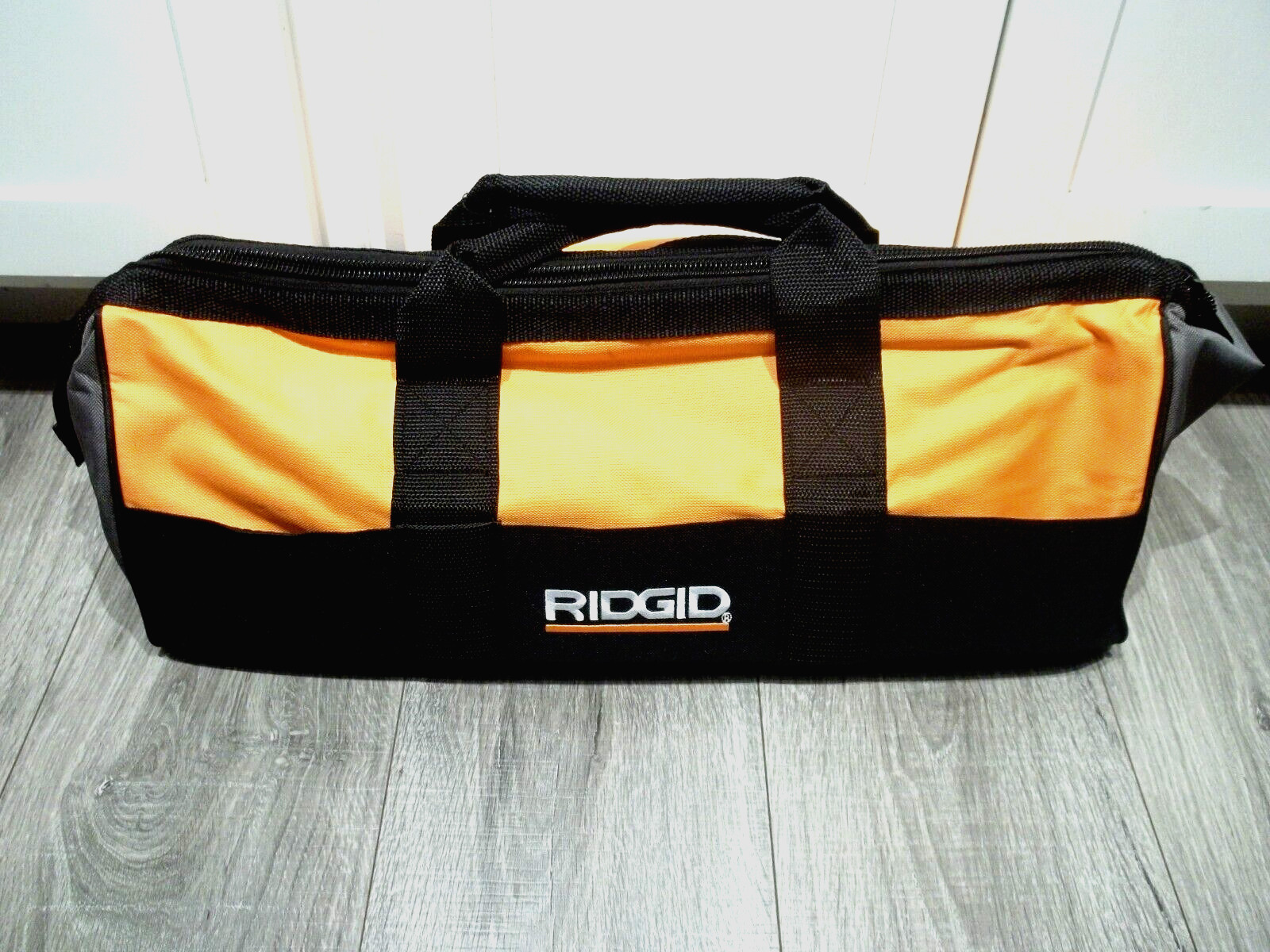 NEW Genuine RIDGID 21″ X 9″ X 8″ Large Heavy Duty Canvas 6 Pocket Tool Bag