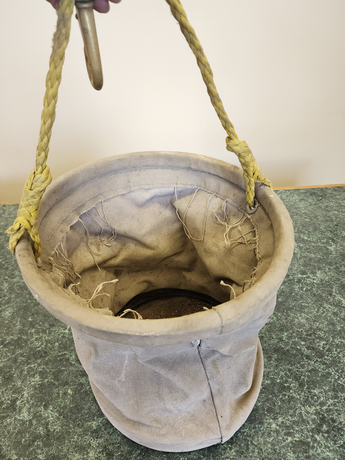Estex Basic Canvas Bucket With Swivel Snap 2070