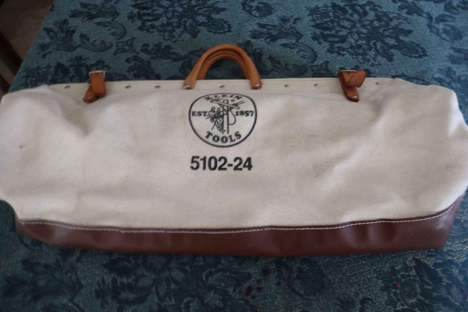 KLEIN TOOLS 5102-24 LINE MAN CANVAS TOTE BAG 24″ ( CLEAN)