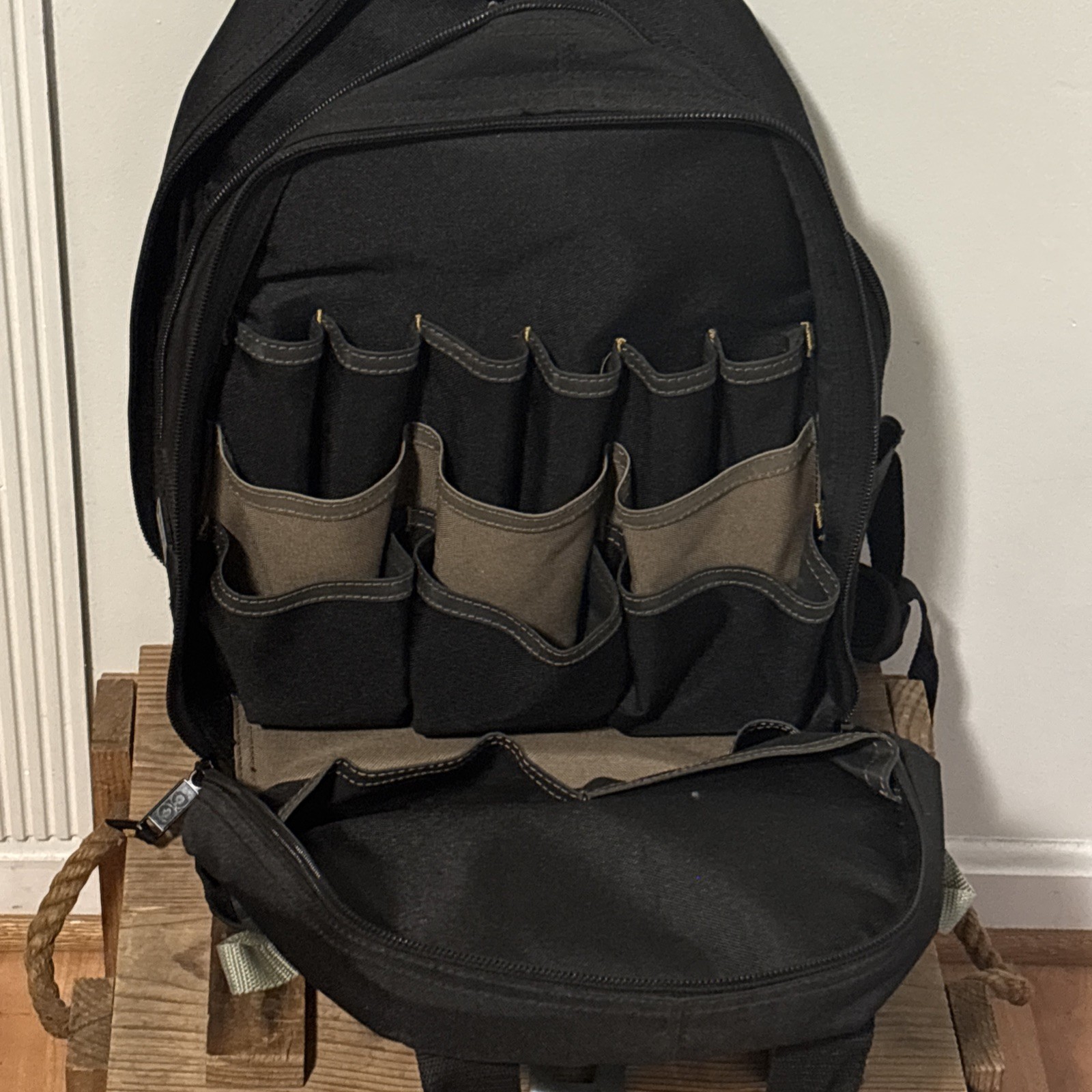 CLC 1134 Professional Technician 44 Pocket Backpack Tool Bag Padded Straps