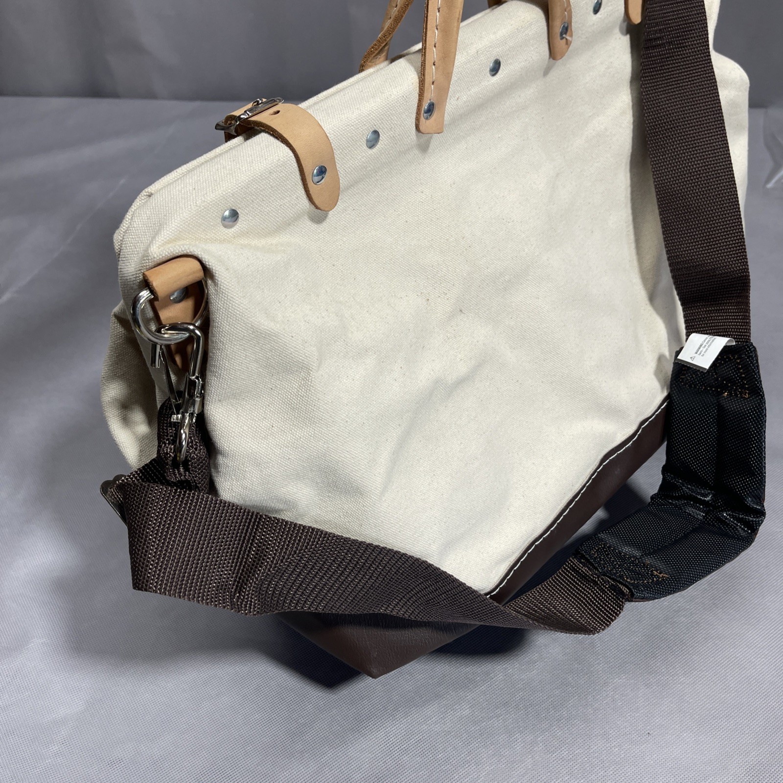 Klein Tools 5102-18 Canvas Tool Bag Large Beige Brown Leather Bottom Heavy Duty