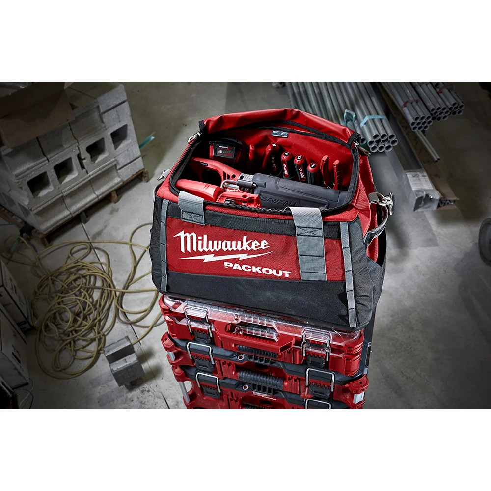 Milwaukee 48-22-8322 20-Inch Heavy Duty PACKOUT Polyester Carrying Tool Bag