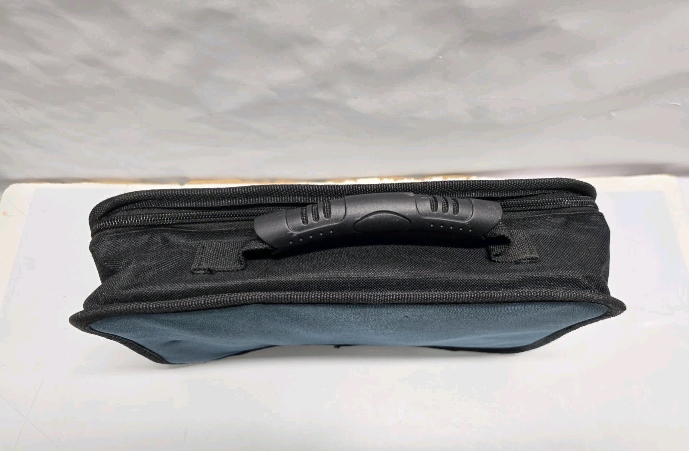 Bosch 12 Inch Soft Case Contractors Tool Bag only