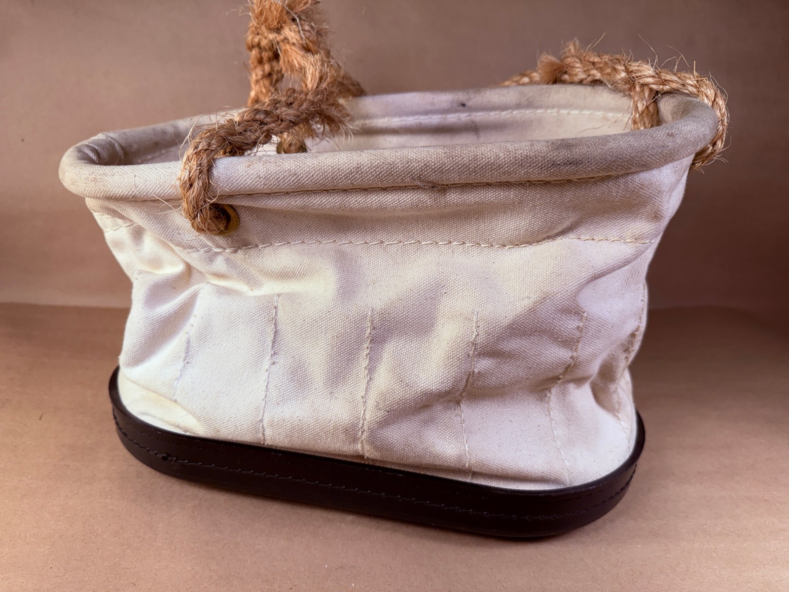 KLEIN TOOLS USA – 5144S Bucket Bag, Canvas, Straight Wall, 15 pockets