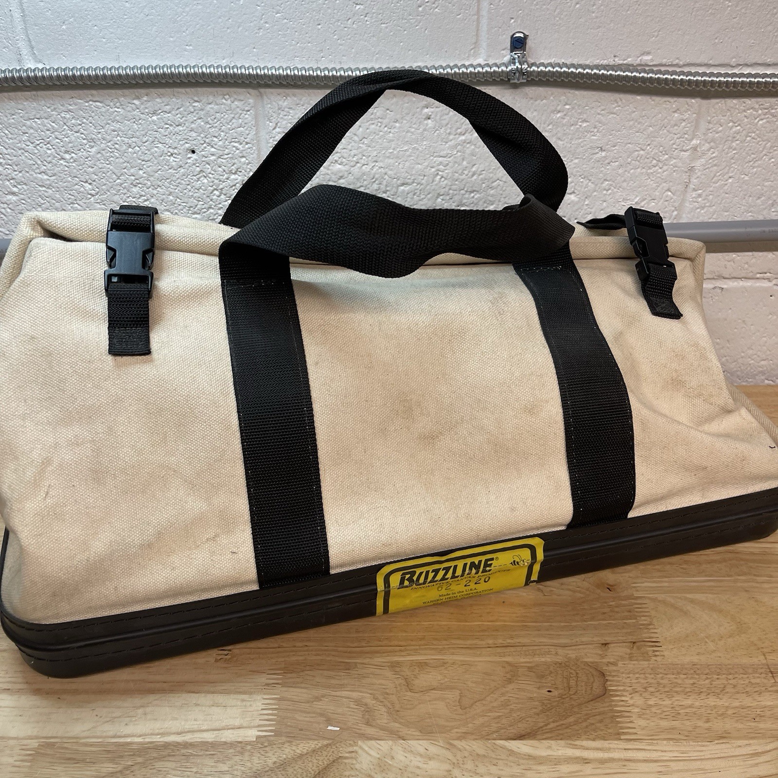 Warren Heim Corp. BUZZLINE 62-220 Lineman Industrial Tools Canvas Bag