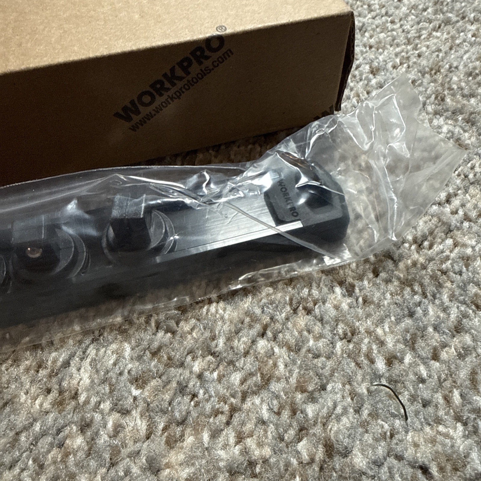 WORKPRO Magnetic Socket Organizer, 3/8-Inch Drive Aluminum 3/8″ DR, Black – NEW!