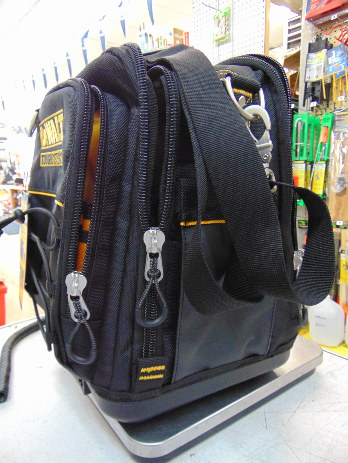 DeWALT DWST08025 TOUGHSYSTEM 2.0 Durable 1680D Compact Tool Bag w/ 25 Pockets