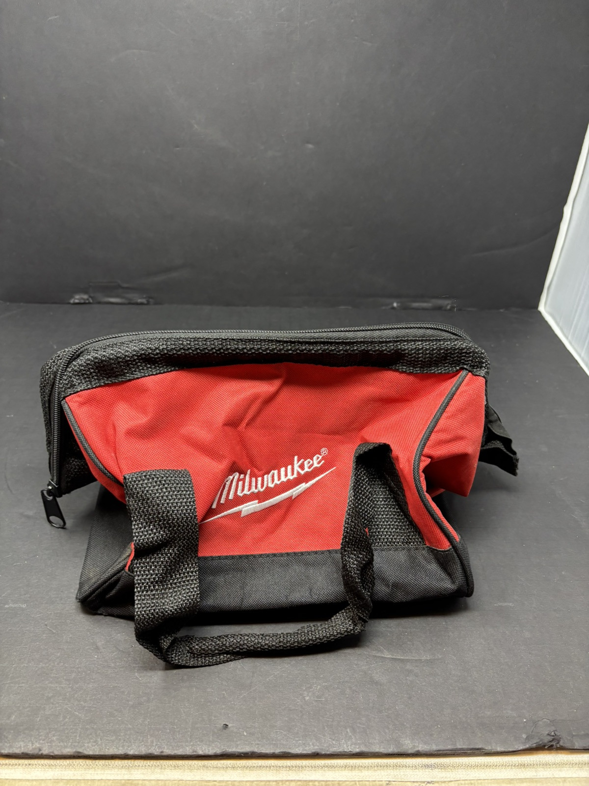 Milwaukee Heavy Duty Contractors Bag 11x11x10