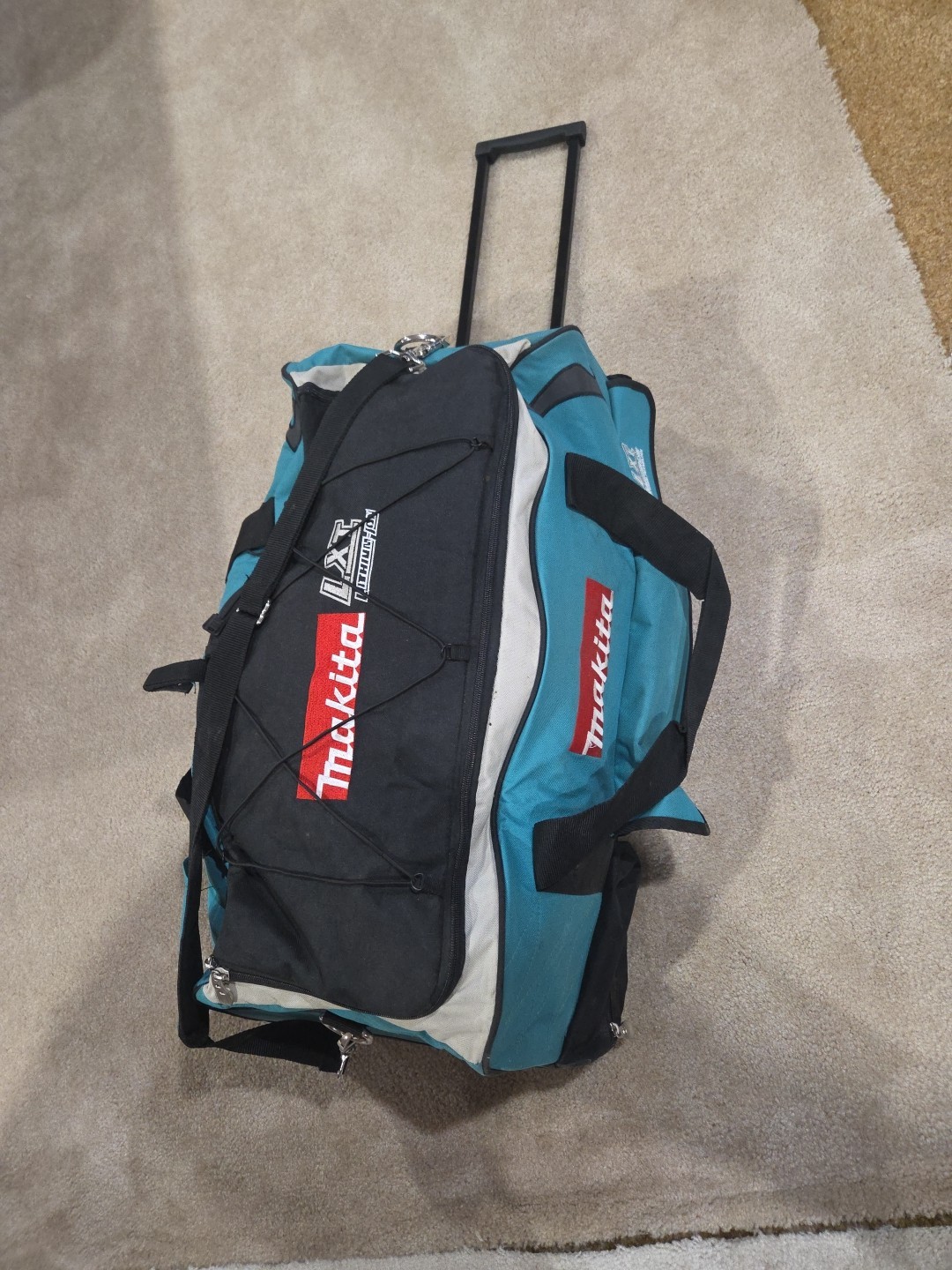 Makita Rolling Tool Bag with strap- Wheels Large size