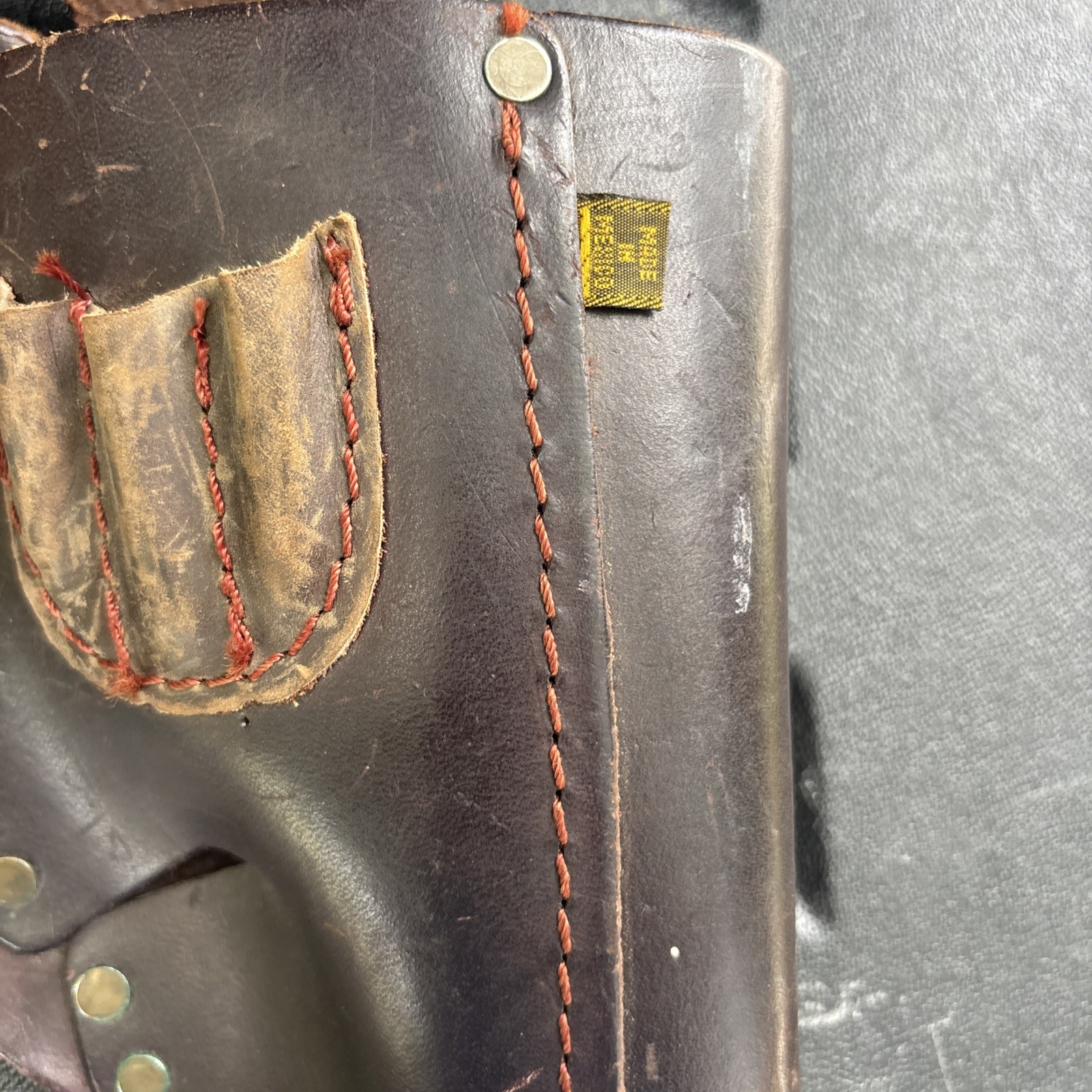 Action DeWalt Brown Leather Drill Holster Tool Belt- CC-411-DW Vintage Mexico