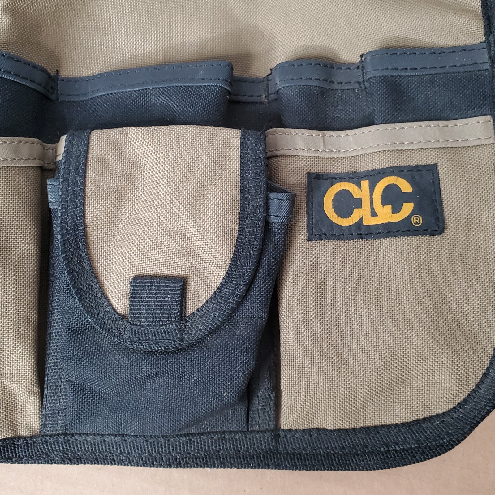 Custom Leather Craft CLC Multi Pocket Tool Pouch Bag Tan & Black Polyester
