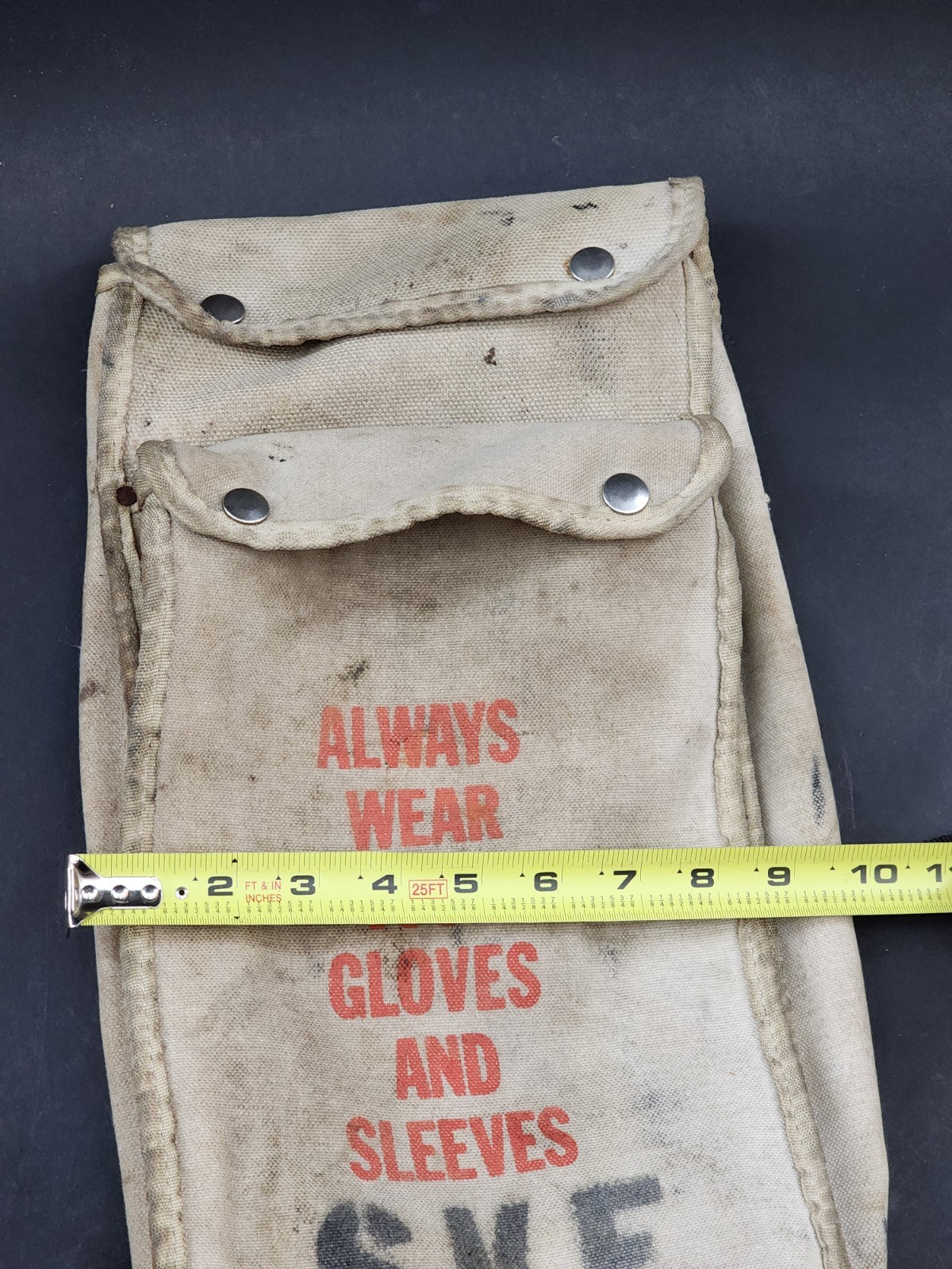 Klein Tools 5122-16 Lineman 16″ Combination Glove and Sleeve Bag