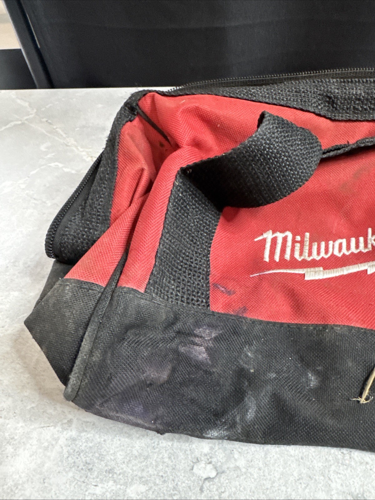 Milwaukee Small Contractor Tool Bag Case Bt1