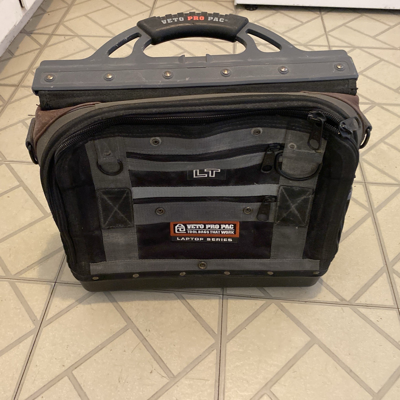 VETO PRO PAC LT , Missing Straps