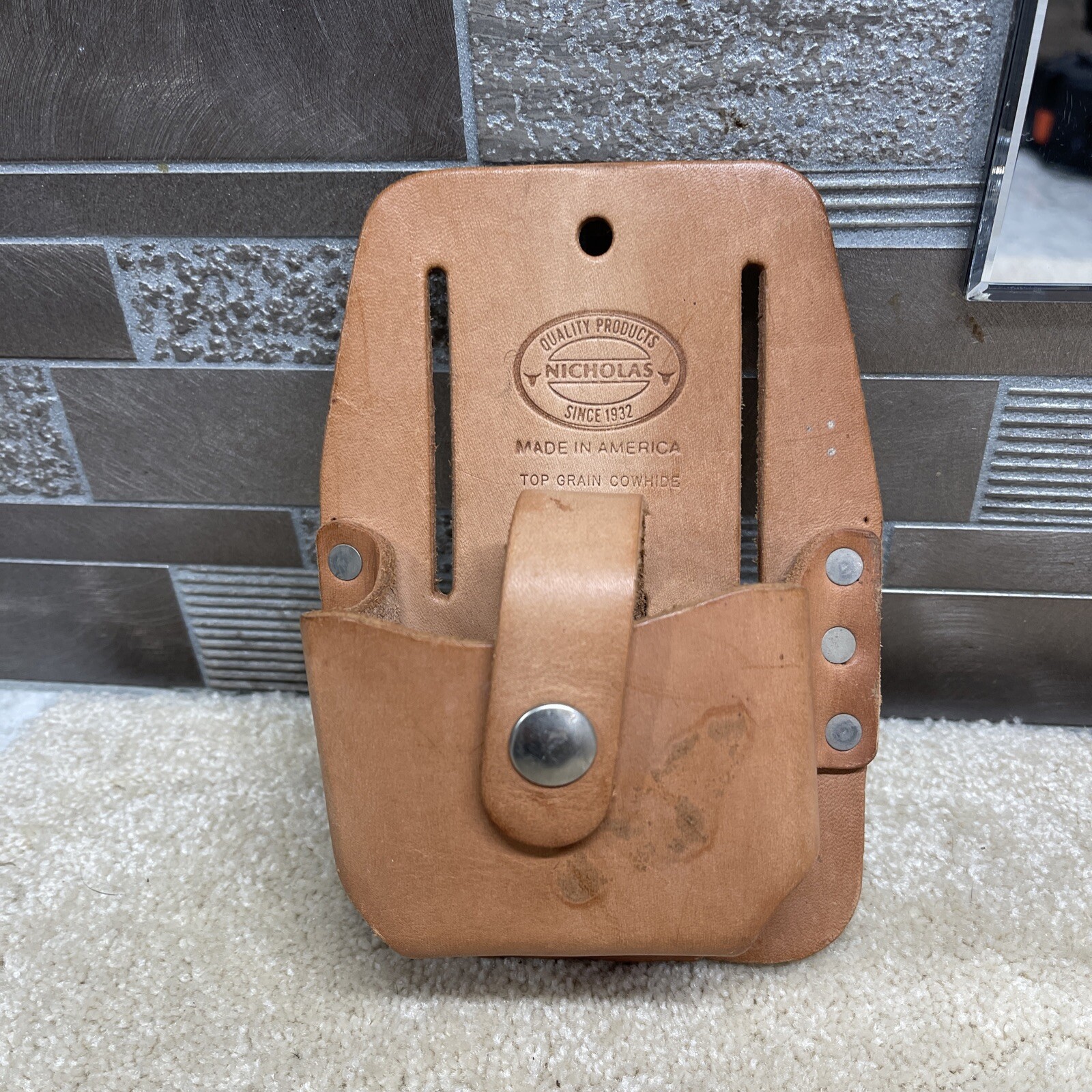 New Old Stock Nicholas Cowhide Small Tape Holder Belt Brown Leather No.464
