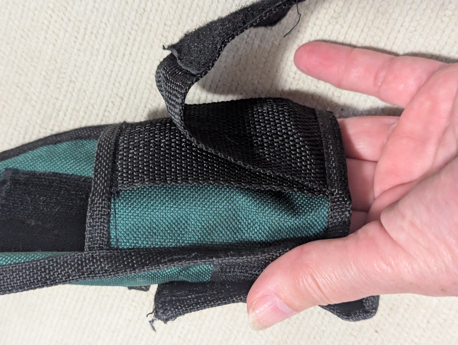 Sheffield Utility Tool Belt Pouch Green w/ Red & White Logo 4.5 X 7