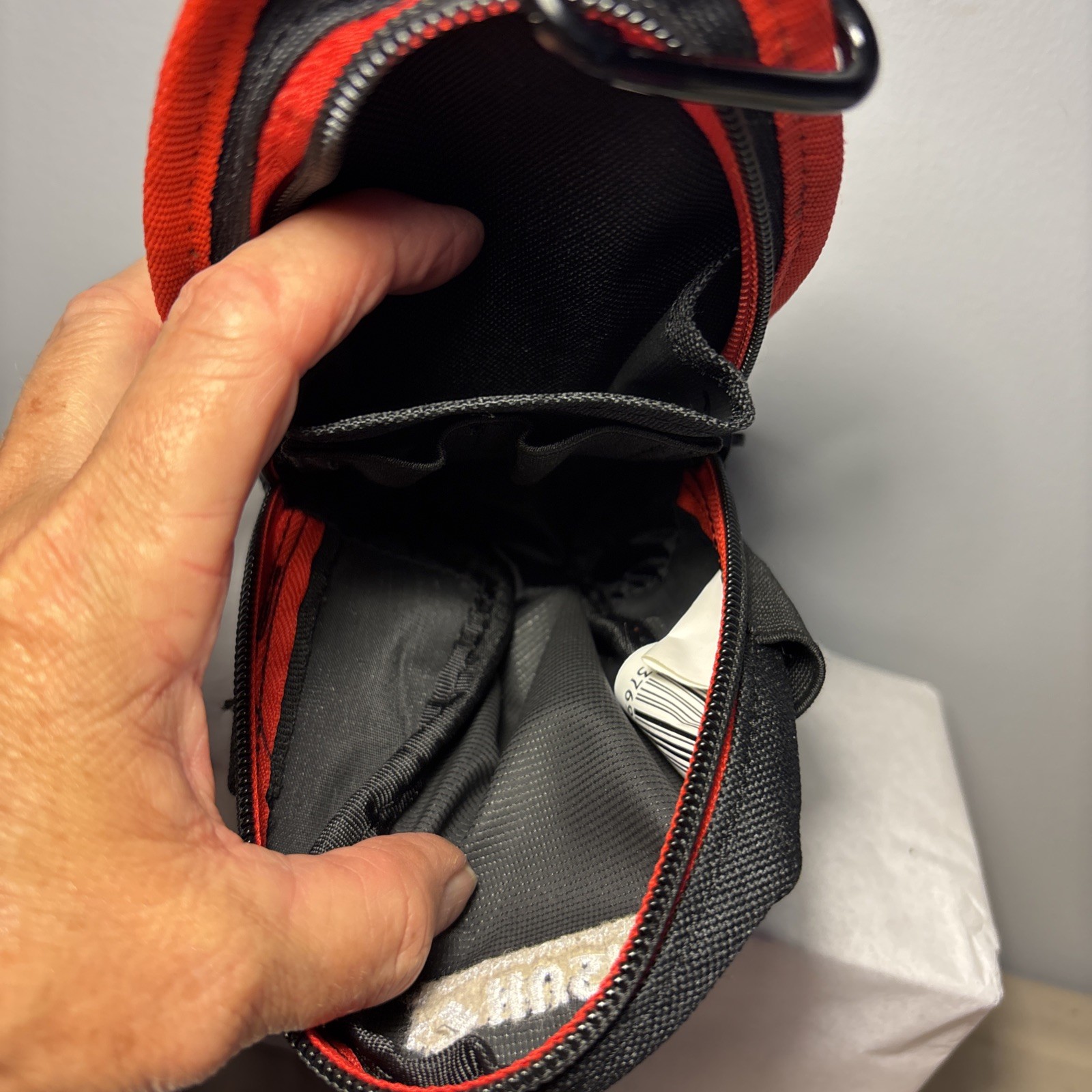 Husky Black/Red Fabric Tool Pouch Belt Clip with Carabiner Clip New-No Tags