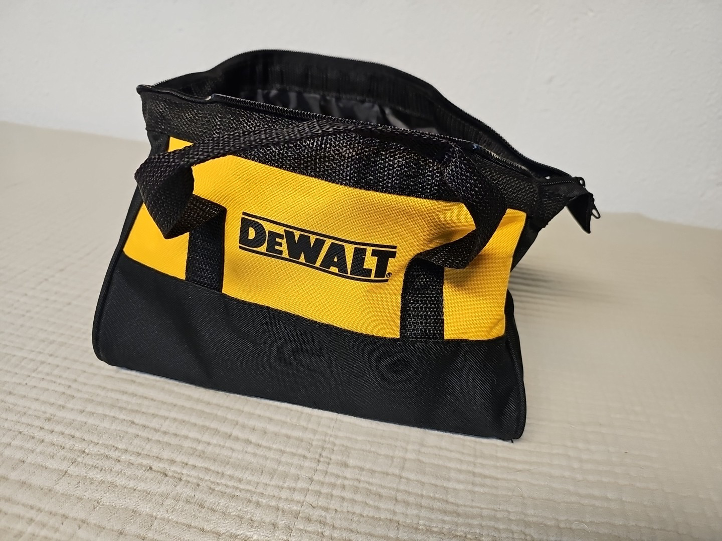 DEWALT N294699 Soft Tool Bag