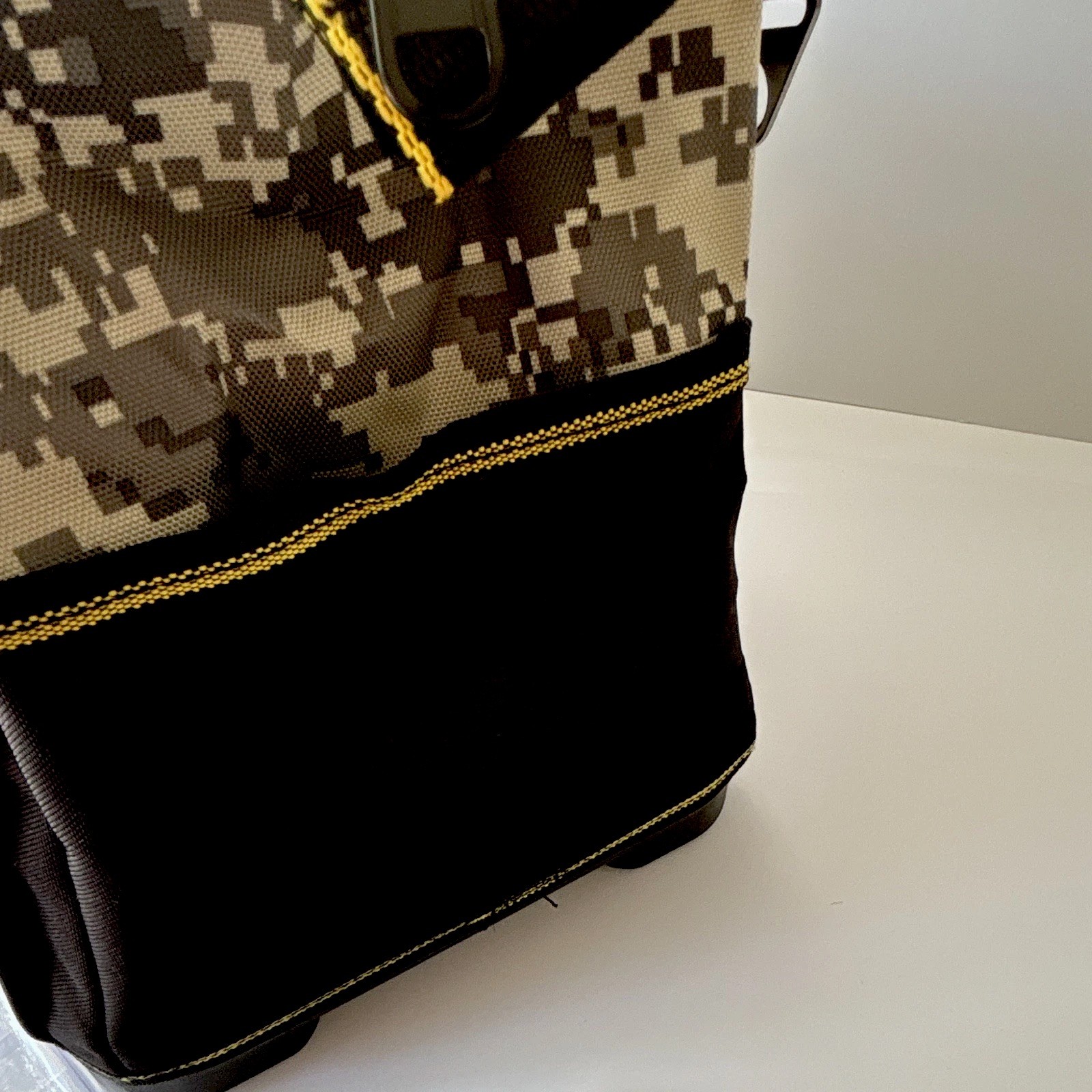 Tool Bag Large Black Camo Polyester Tool Bag Handle New with strap