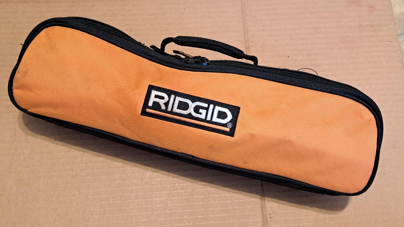 RIDGID 903209086 / 90215400 TOOL BAG 16″ x 4.5″ x 3″, 40.6 cm x 10.2 cm x 7.6 cm