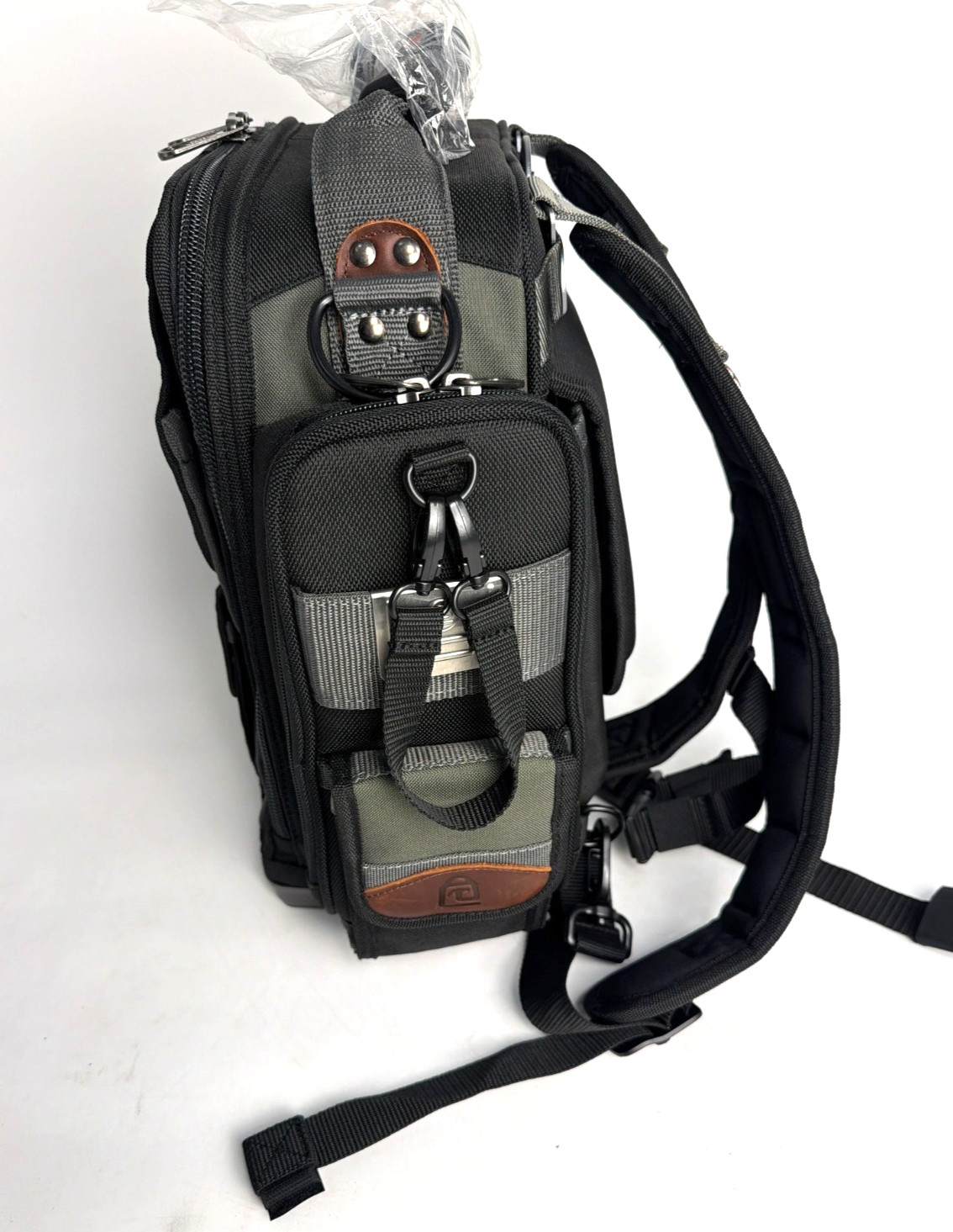 [NEW] (VPP10530) Veto Pro Pac MB5B Tool Bag