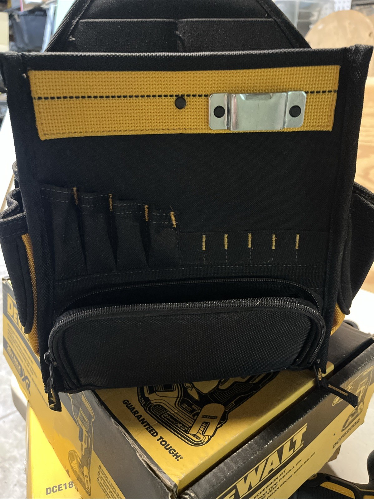 -NEW- DEWALT 11” TOOL CARRIER