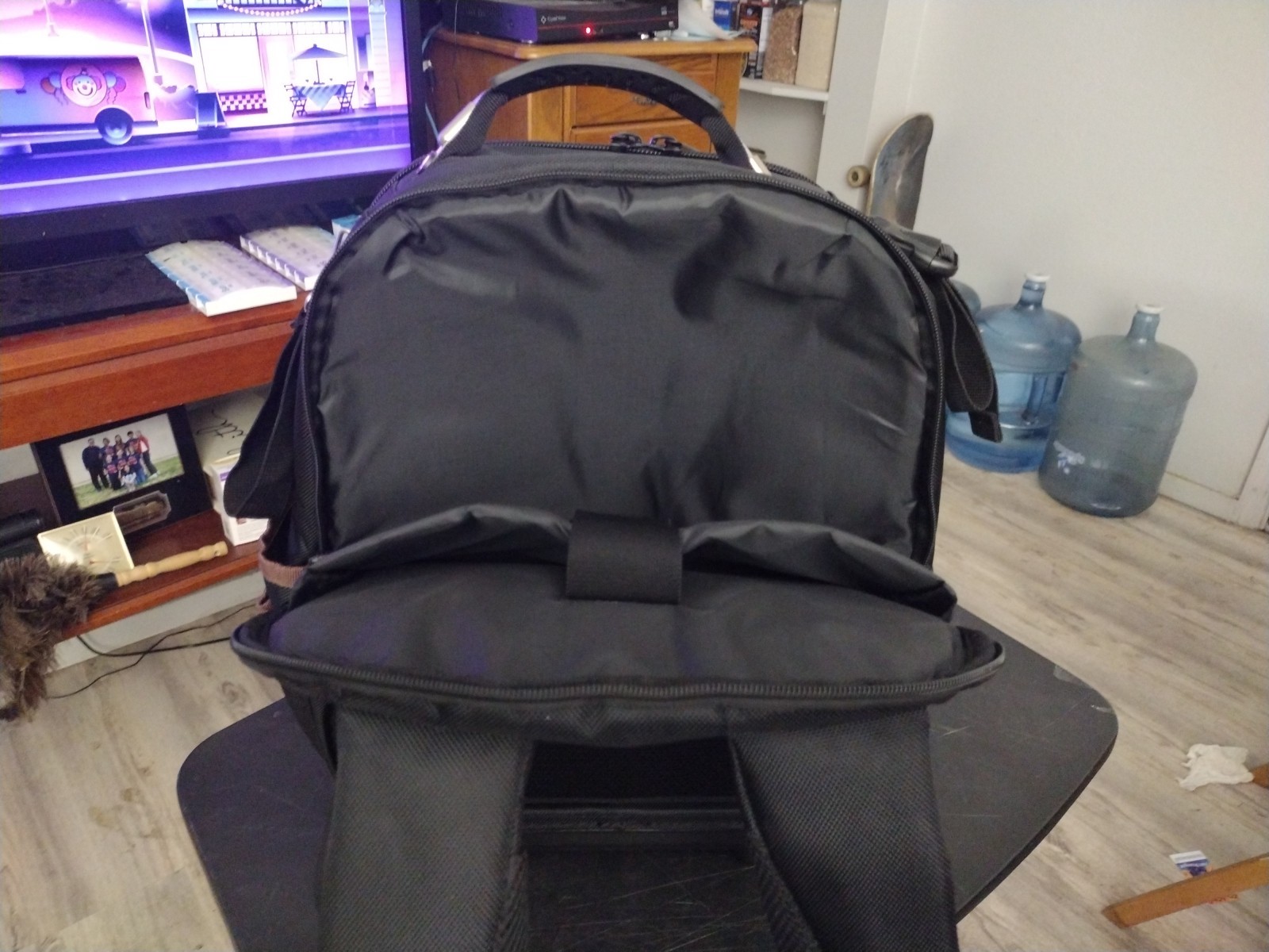 DFMINZU 1680D Heavy Duty Tool Backpack, Molded Base, Laptop Compartment, Etc.
