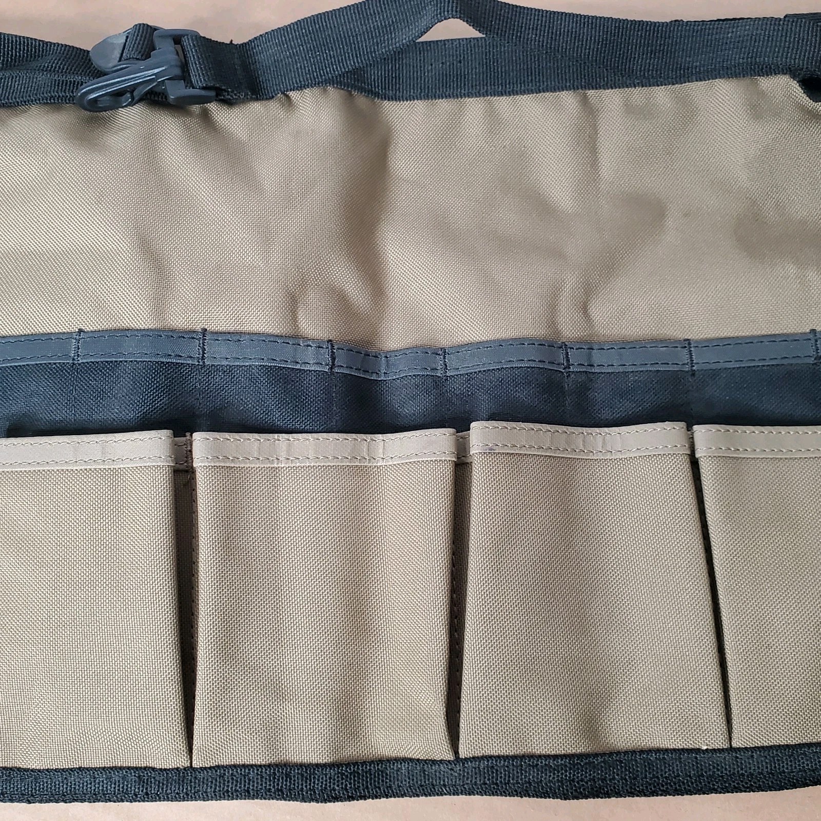 Custom Leather Craft CLC Multi Pocket Tool Pouch Bag Tan & Black Polyester