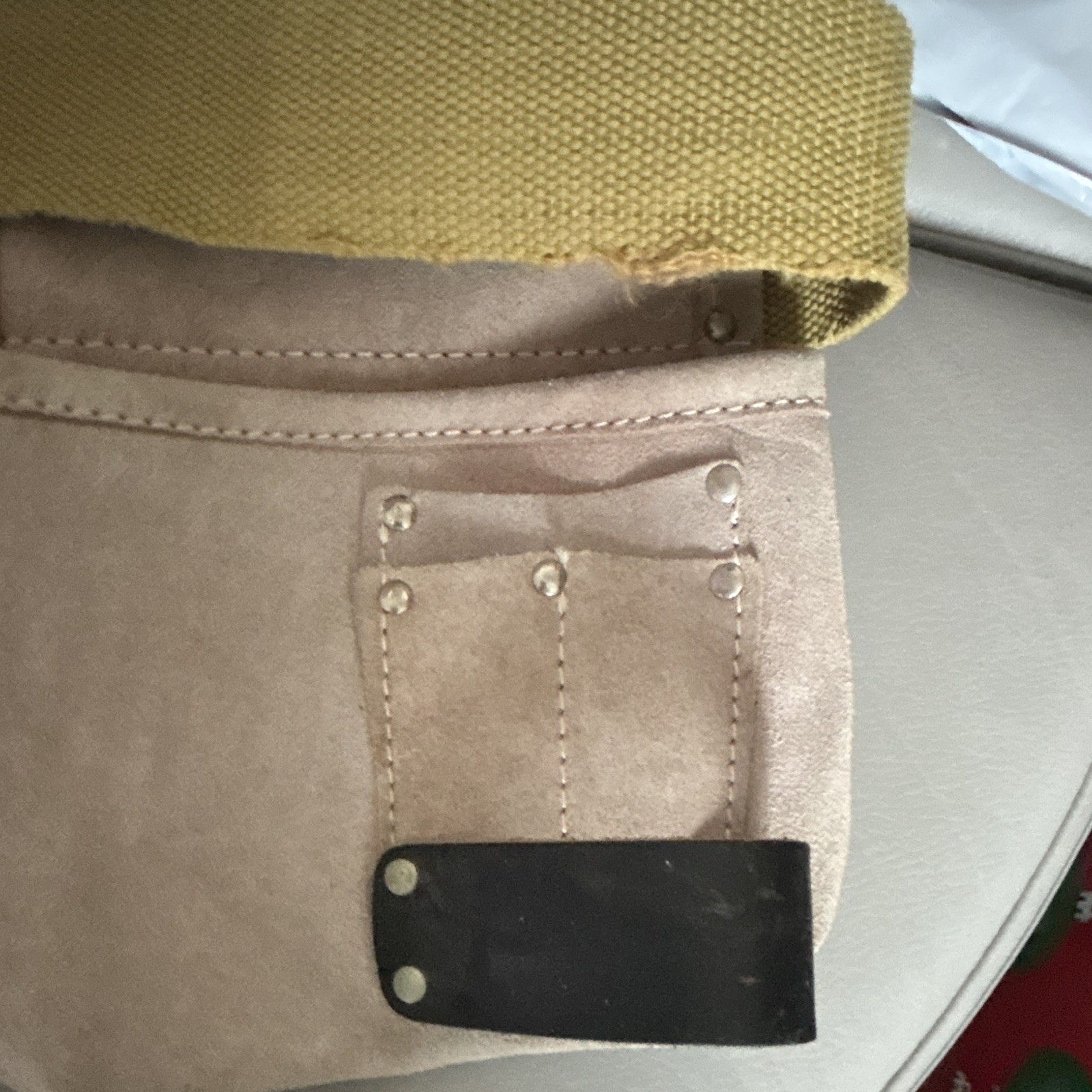 Craftsman Leather Tool Belt Multi Pocket Pouch, Adjustable, Beige/Yellow