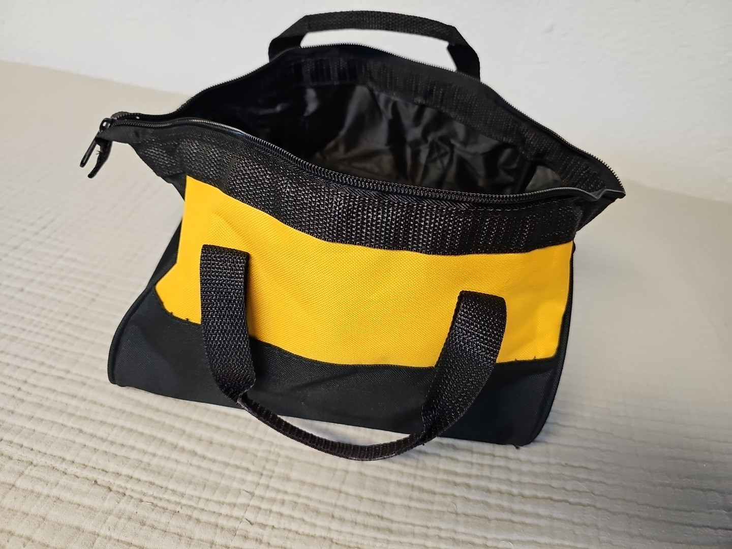 DEWALT N294699 Soft Tool Bag