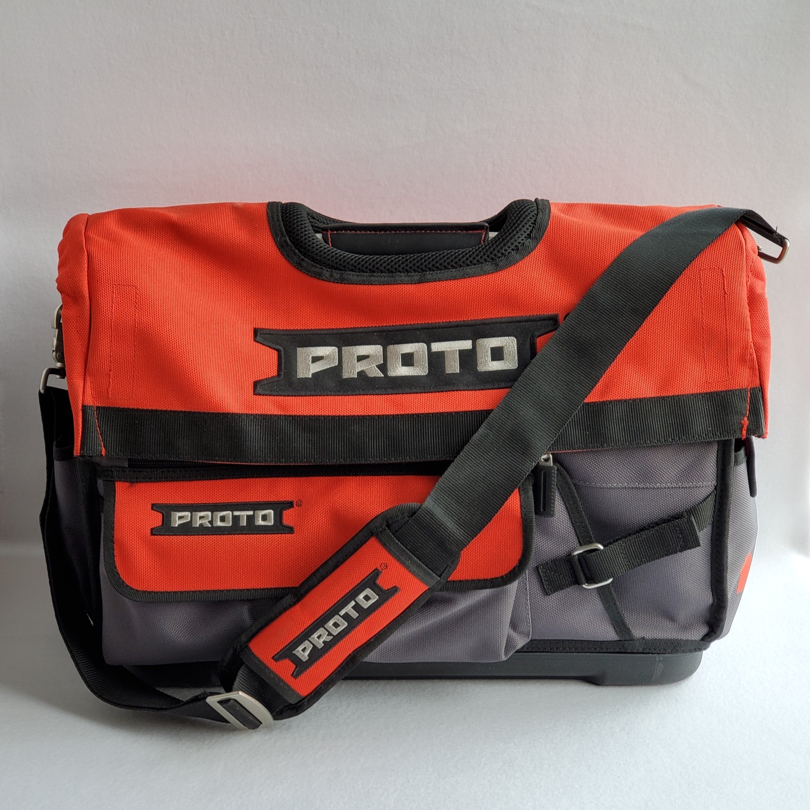 Proto J120TB Open Tote 10 Pocket Tool Bag Large 20″ x 11″ x 15″ Red & Gray LOOK