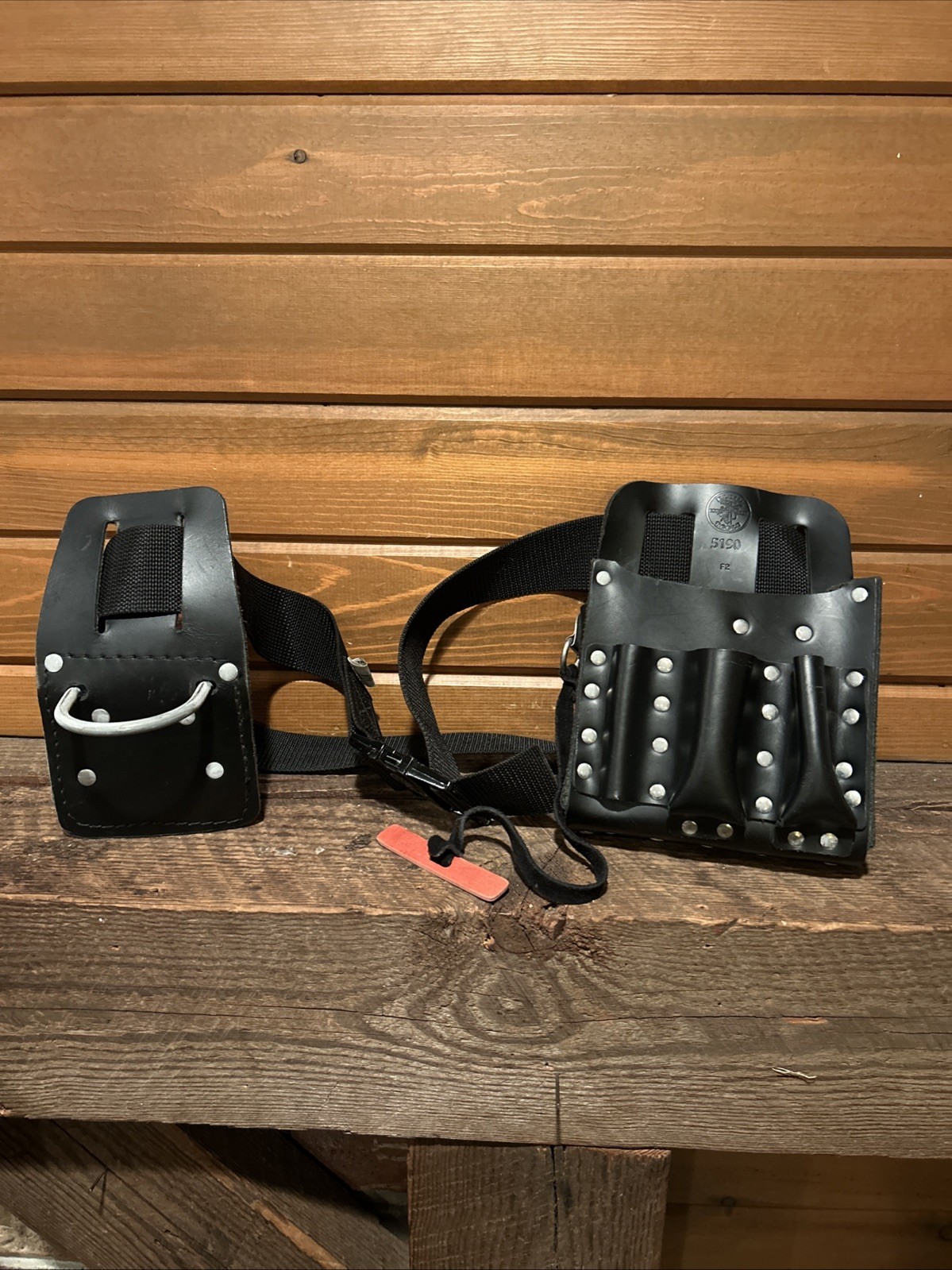 Klein Tools 5190 Black Leather 11-Pocket Tool Pouch, Belt, & Hammer Loop (A3)
