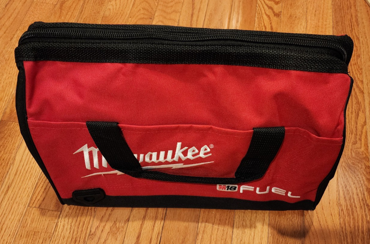 Milwaukee M18 FUEL 16″ Heavy Duty Canvas Tool Bag (16 x 9 x 10) w/ 6 Pockets