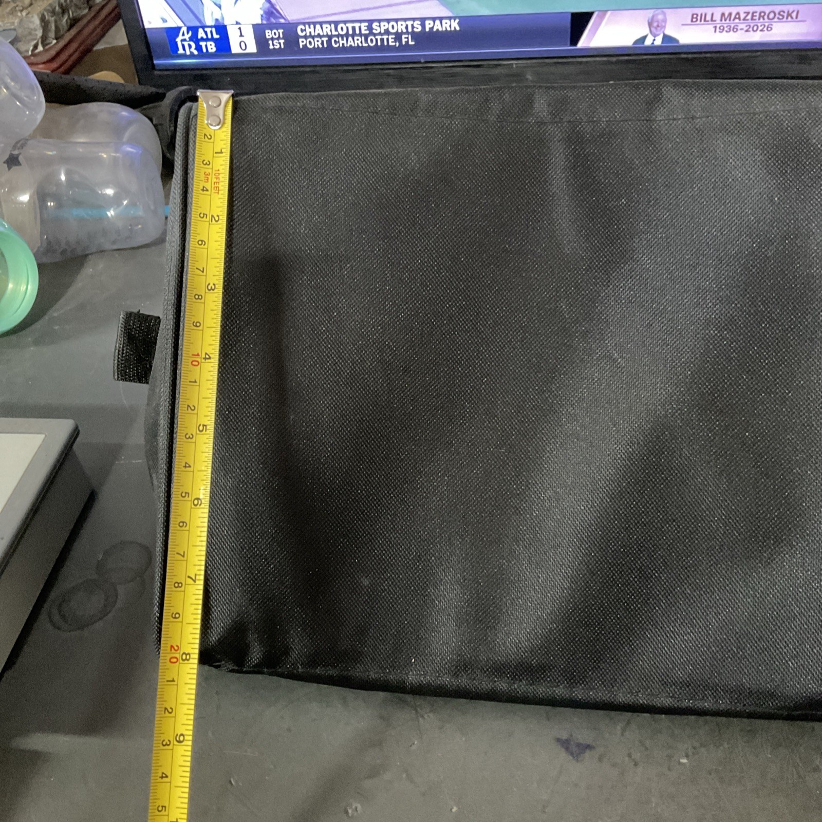 DEWALT TOOL BAG 8” X 11”, Zippered, N294699