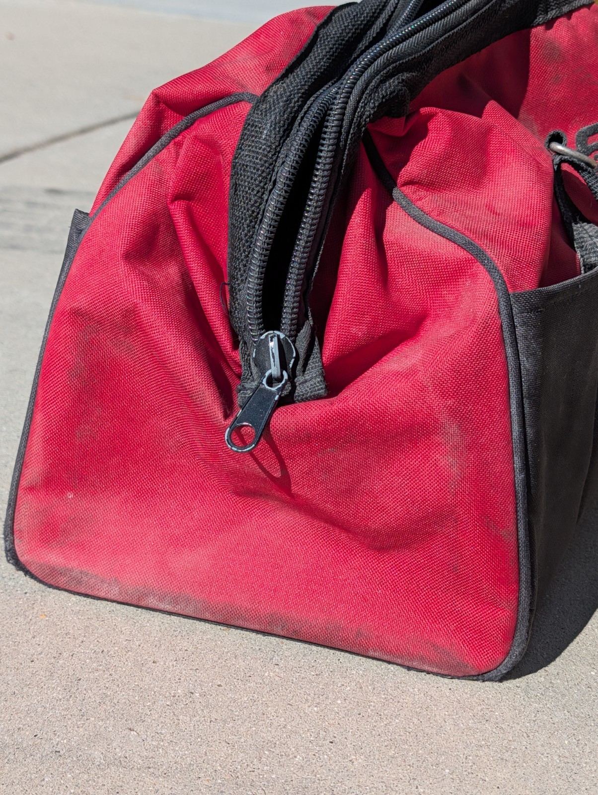 Snap On Tools Large Tool Bag/ Tote Bag/ Organizer Bag/ 18”x9”x12”